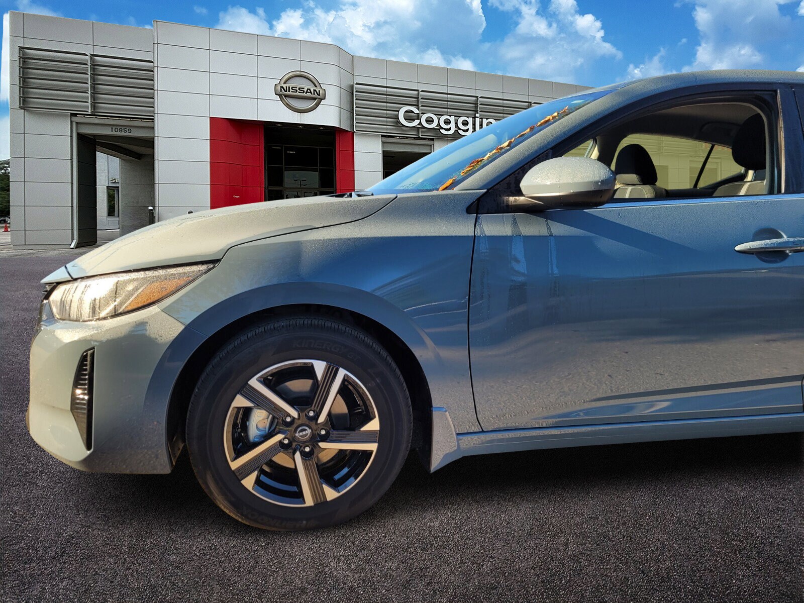 2025 Nissan Sentra SV photo 2