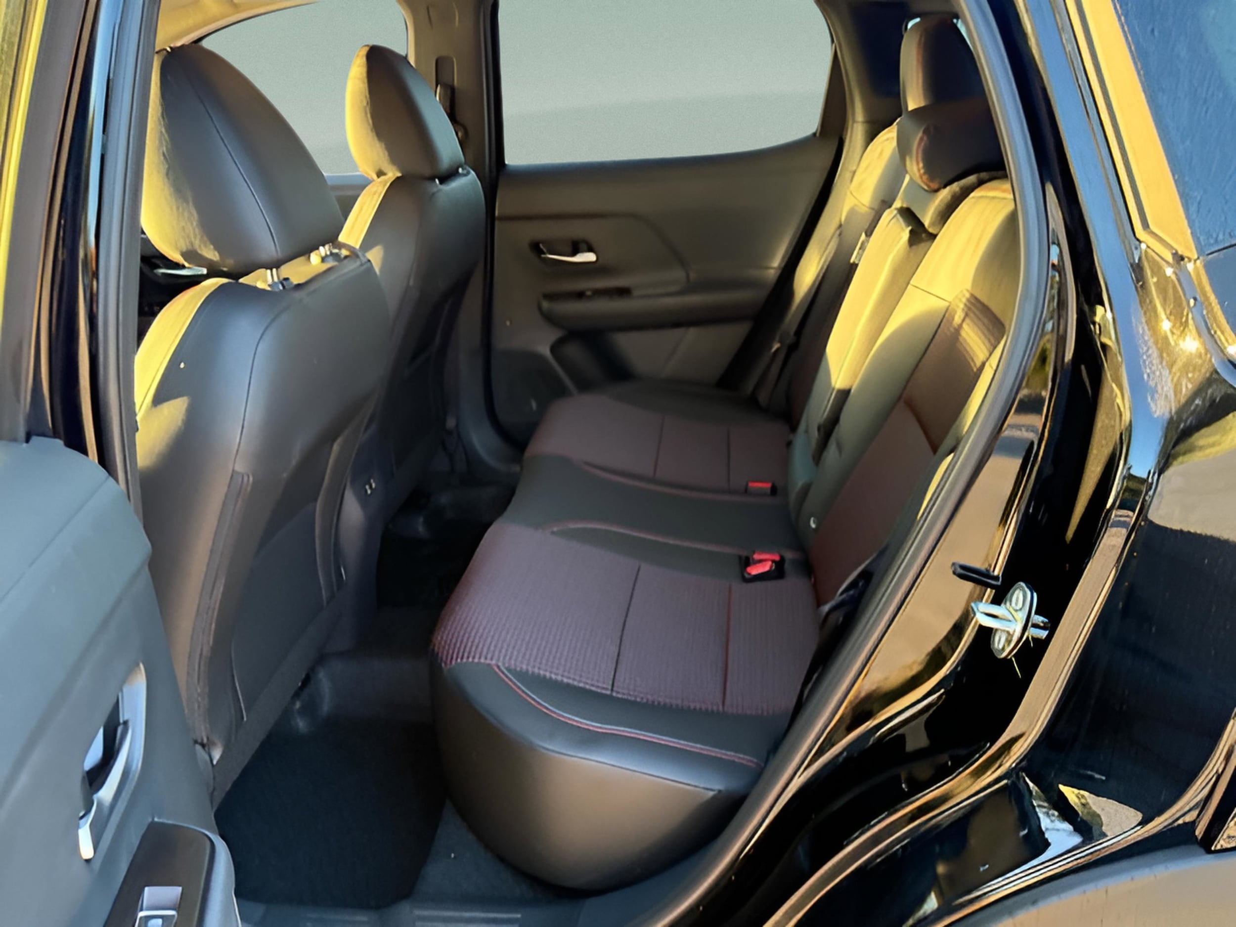 2026 Nissan KICKS SR - Photo 19