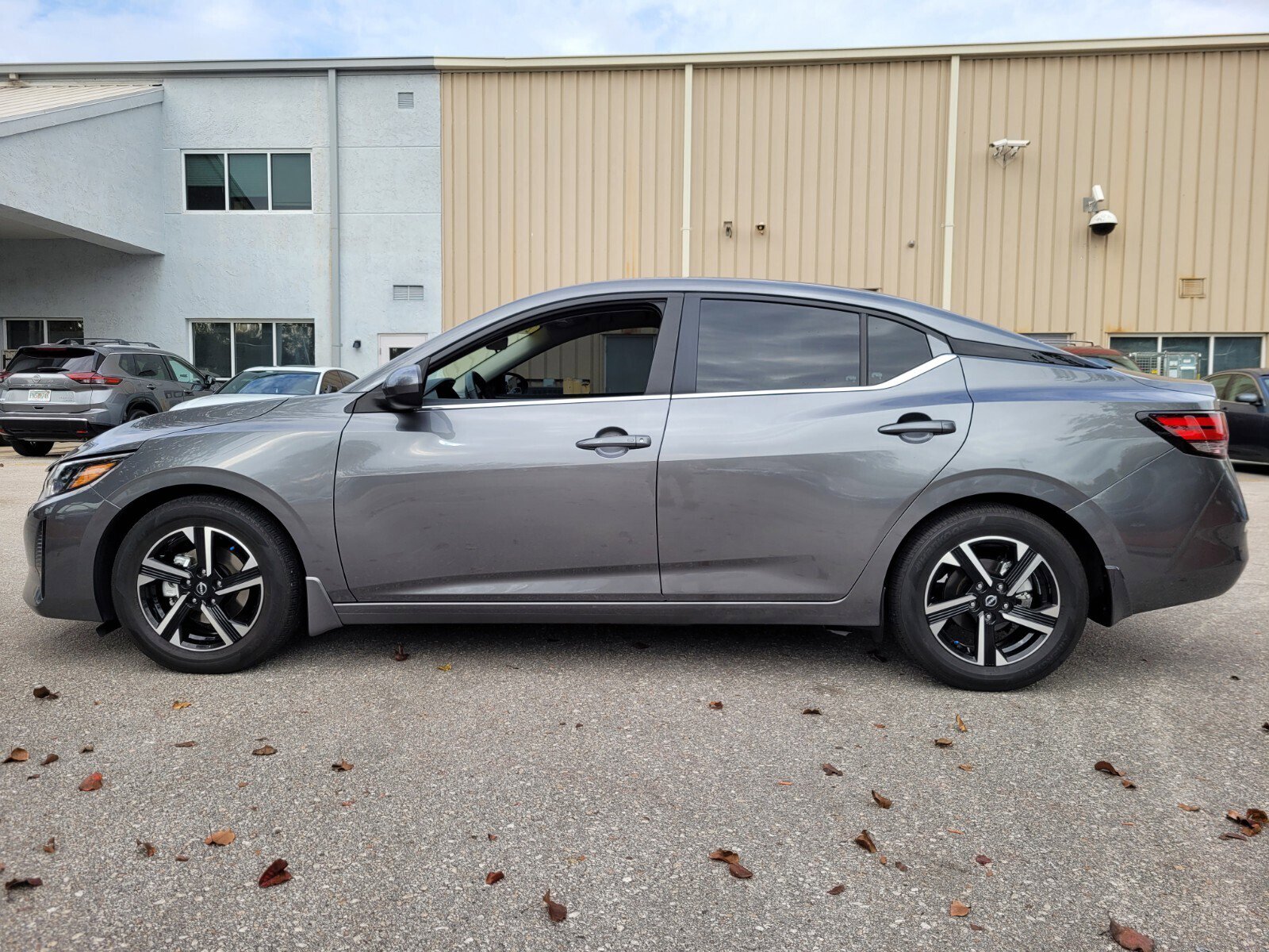 2024 Nissan Sentra SV photo 3