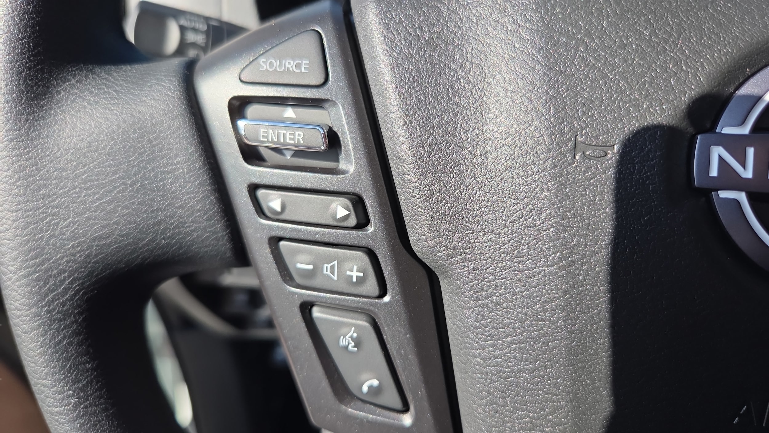 2026 Nissan Frontier S - Photo 25
