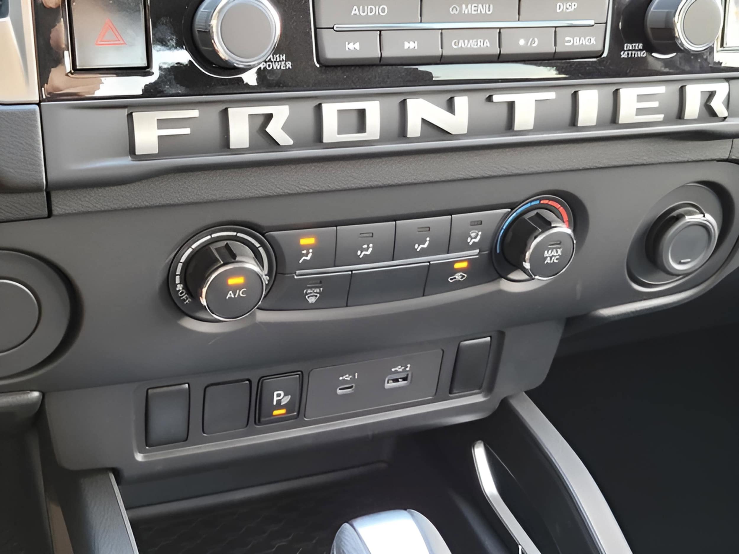 2026 Nissan Frontier SV - Photo 23