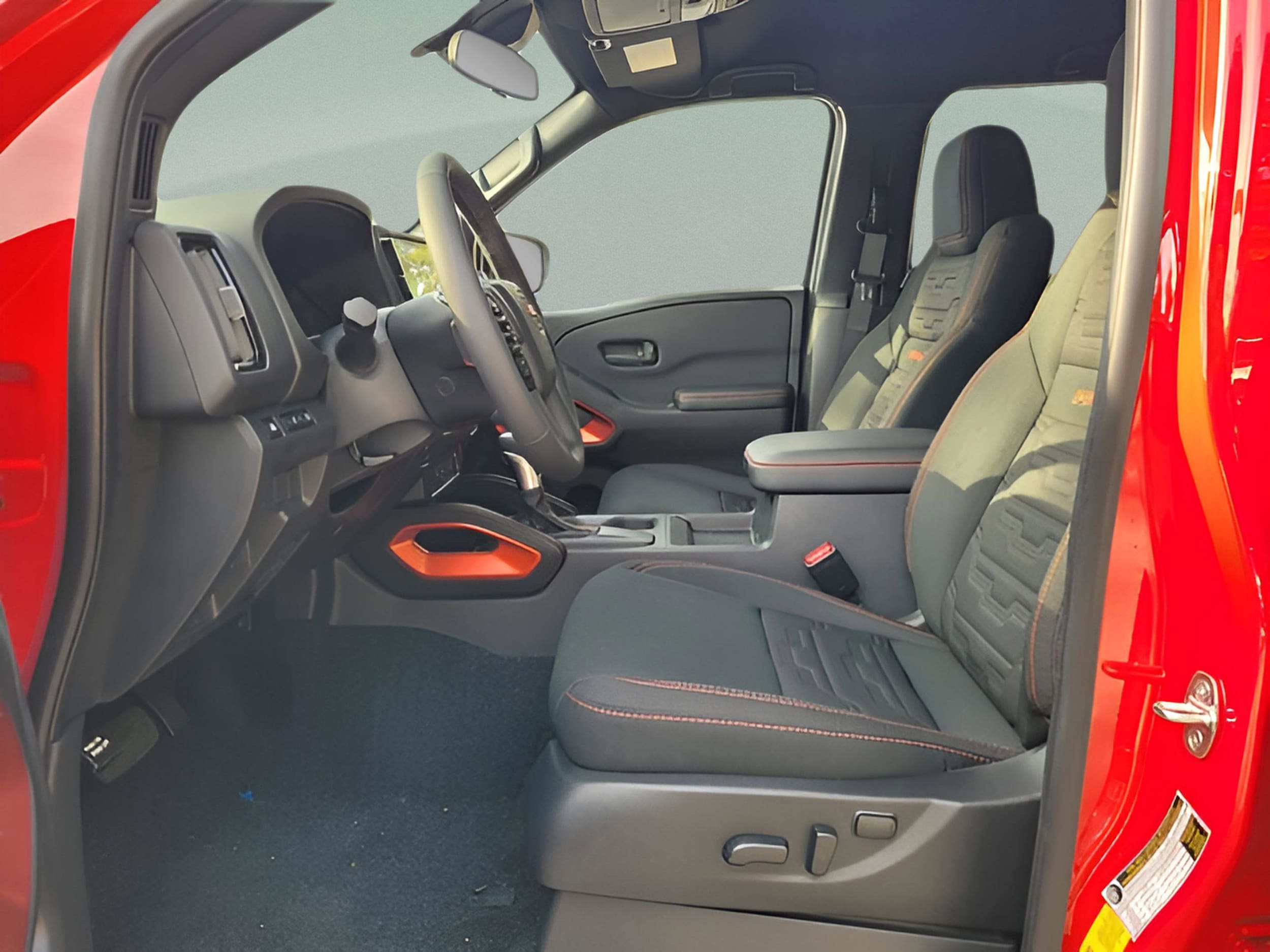 2026 Nissan Frontier PRO-X - Photo 13