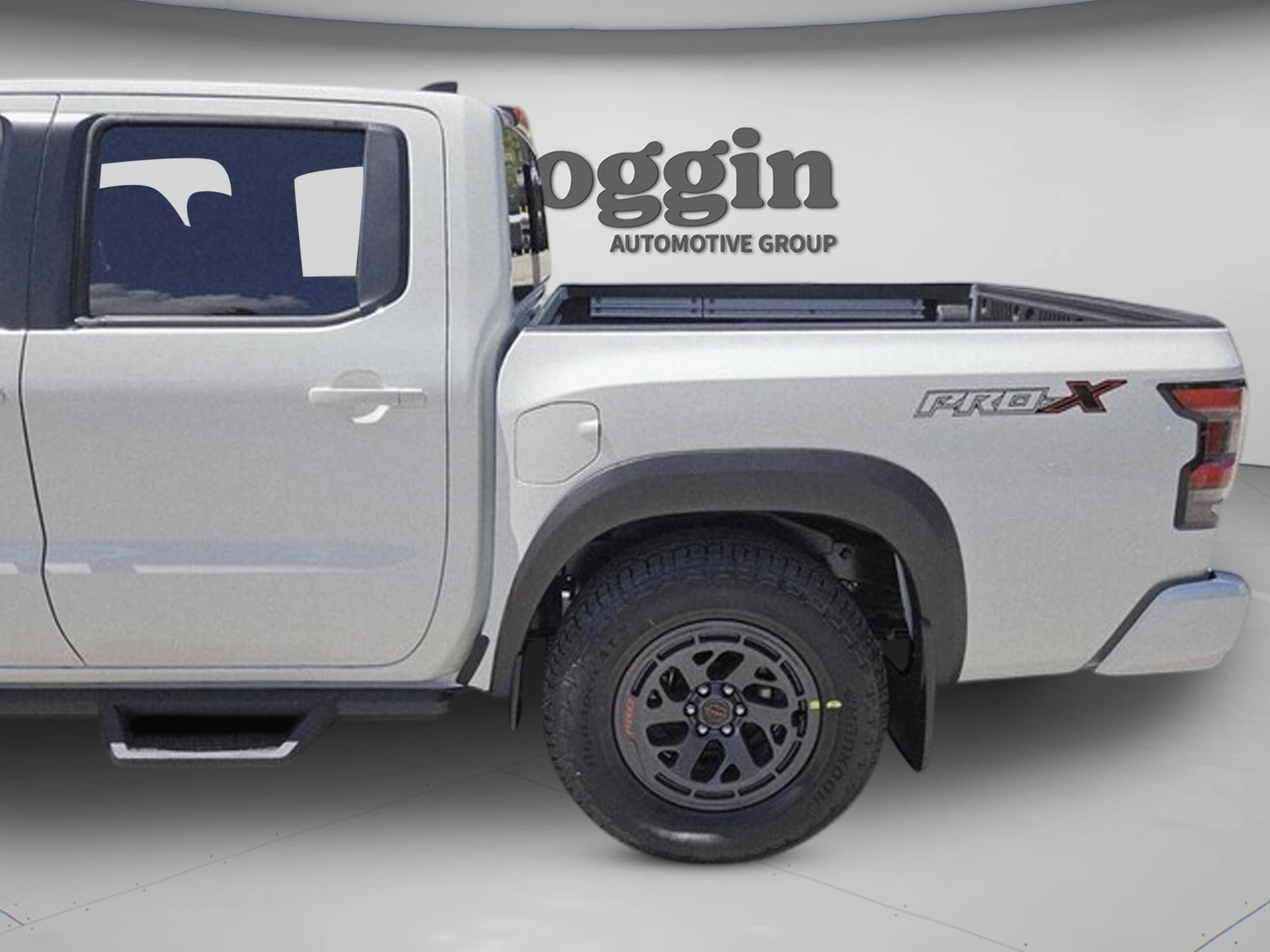 2026 Nissan Frontier PRO-X - Photo 9