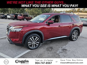 2023 Nissan Pathfinder Platinum SUV