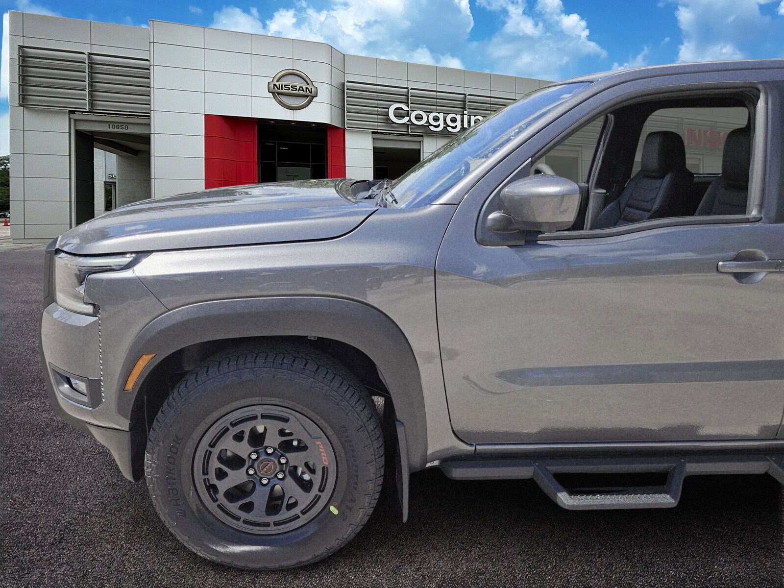 2026 Nissan Frontier PRO-X photo 2