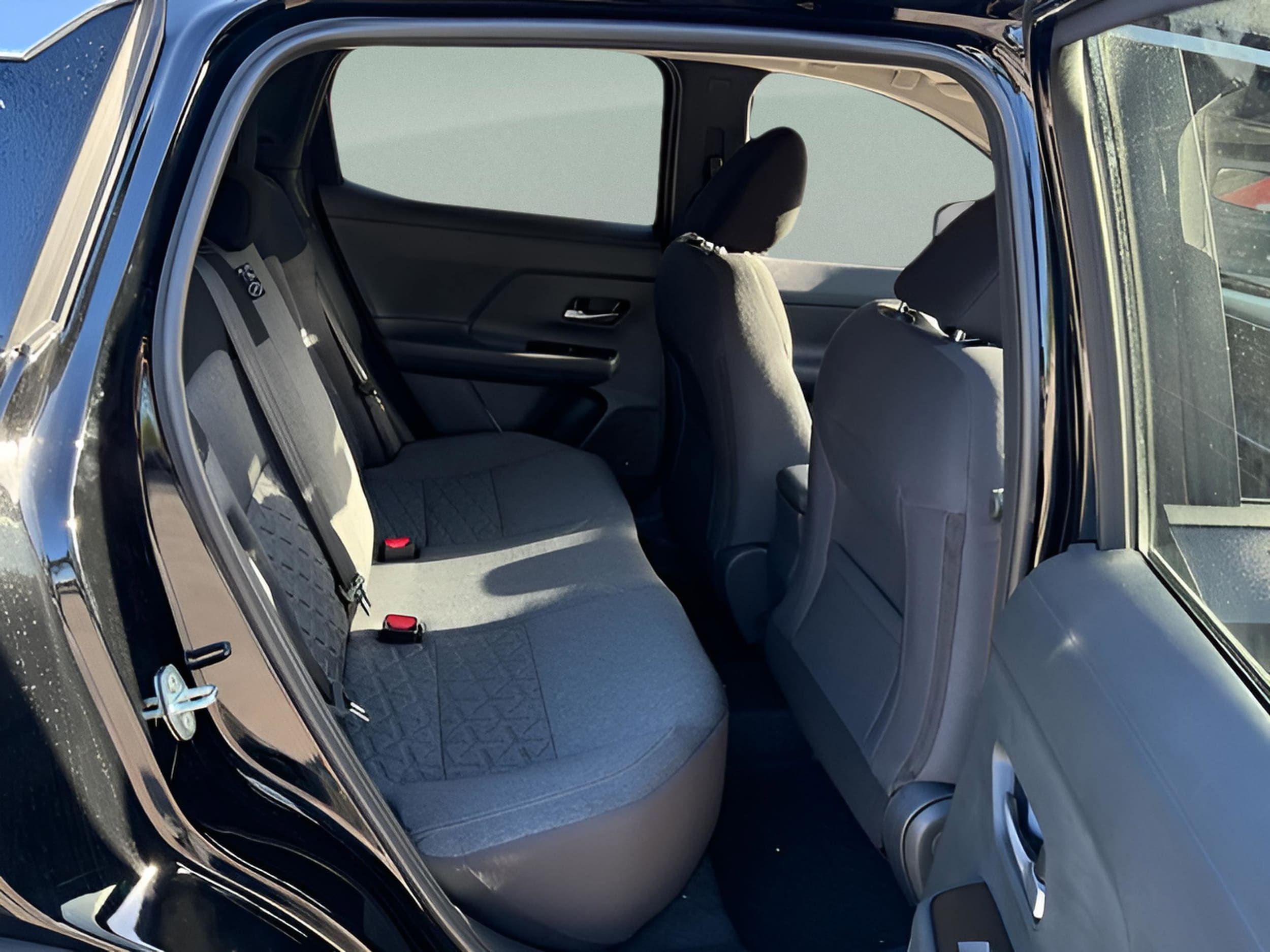 2026 Nissan KICKS SV - Photo 12