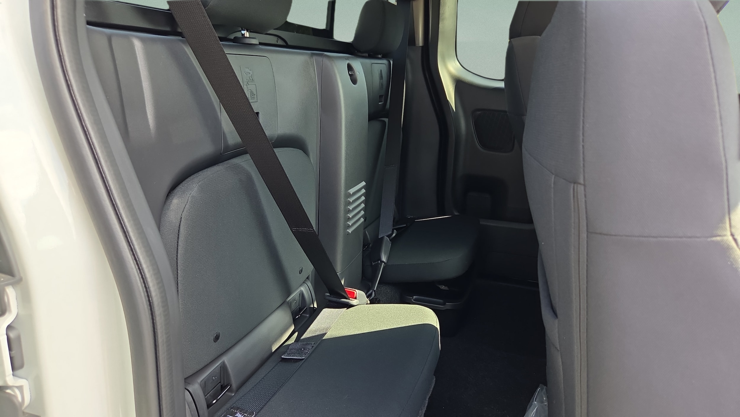 2026 Nissan Frontier S - Photo 15