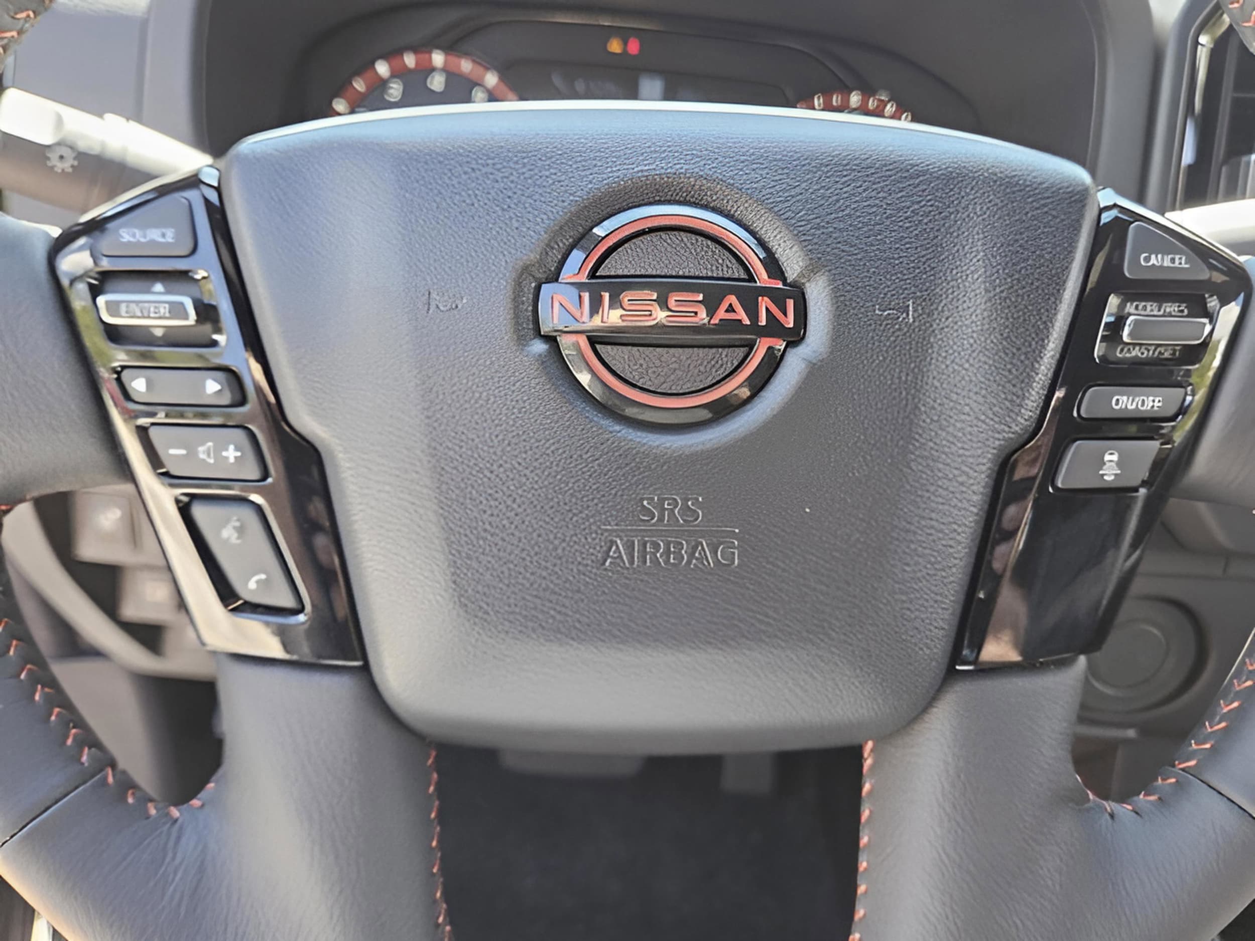 2026 Nissan Frontier PRO-X - Photo 9