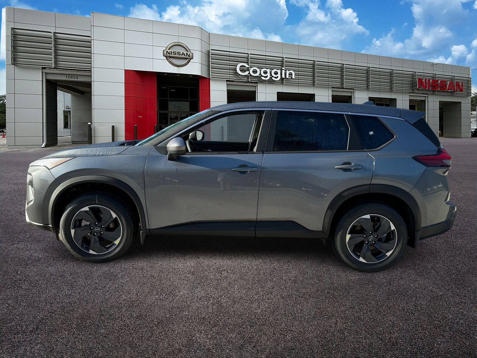 2026 Nissan Rogue SV photo 3