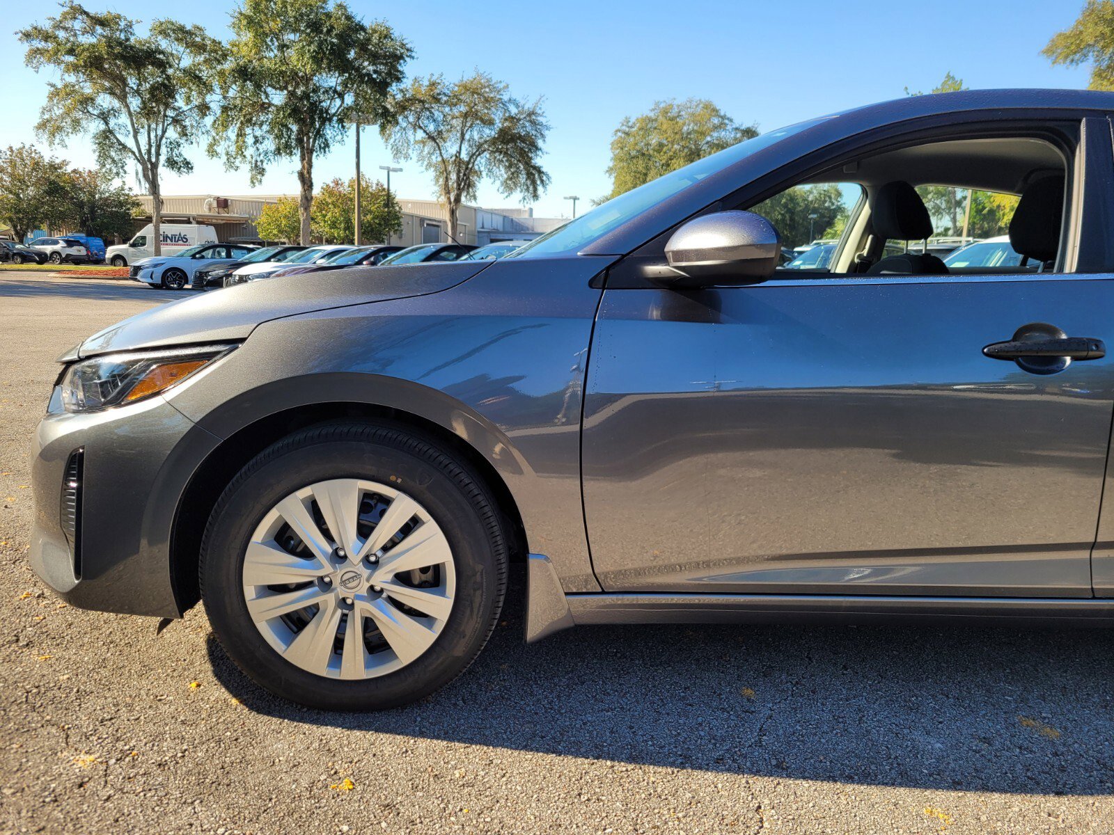 2025 Nissan Sentra S photo 2