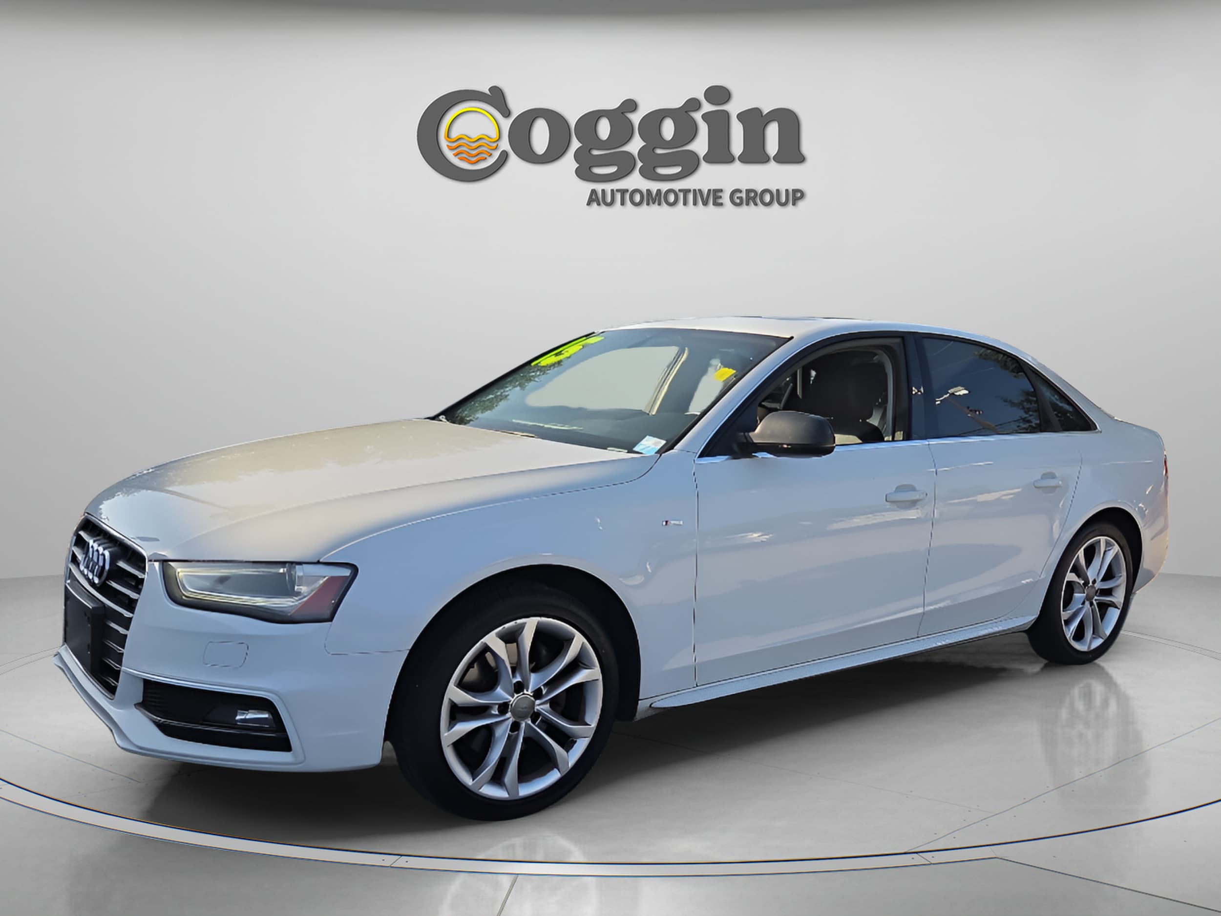 2015 Audi A4 2.0T quattro tiptronic Premium's photo