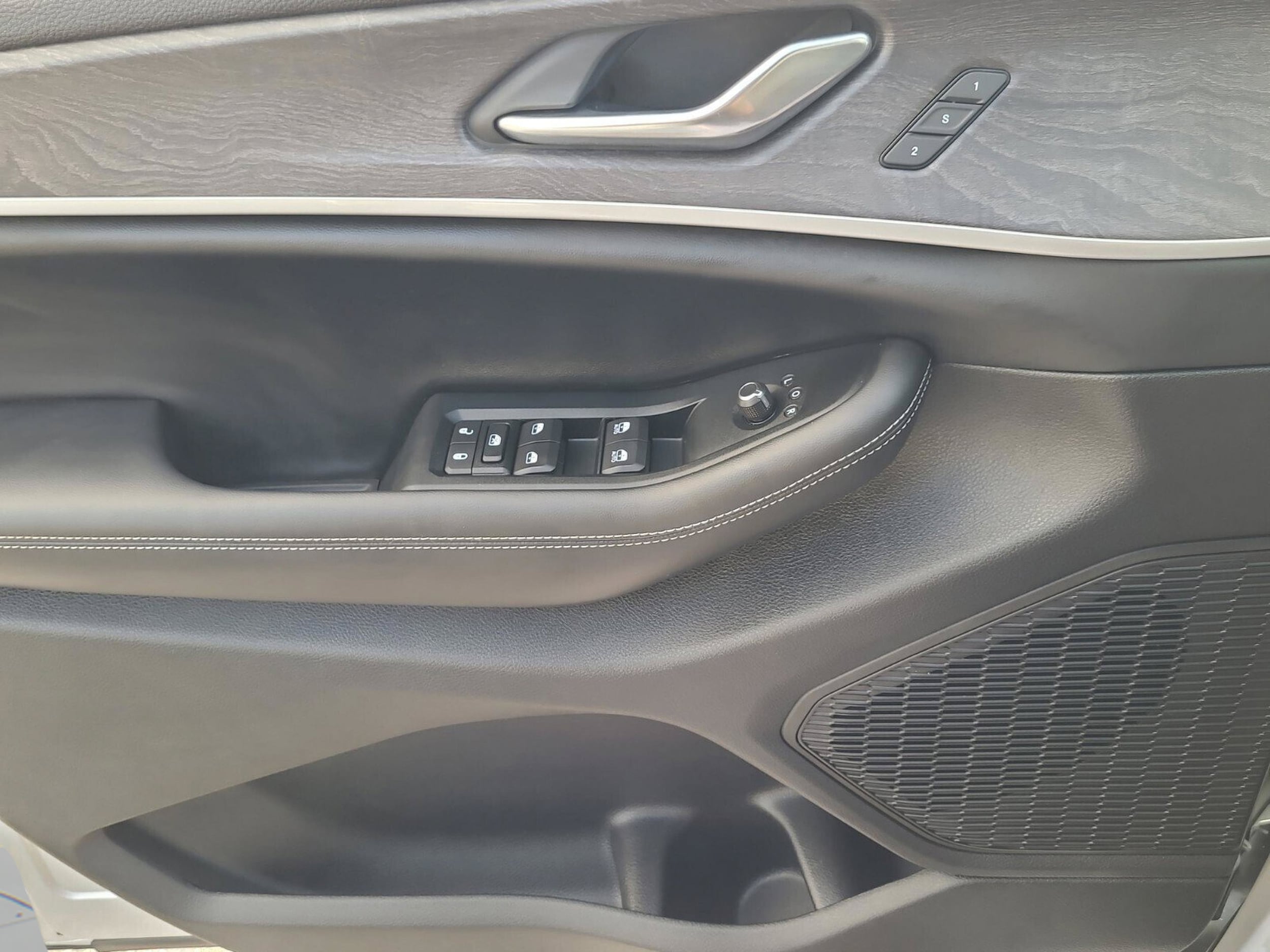 2025 Jeep Grand Cherokee L Limited - Photo 26