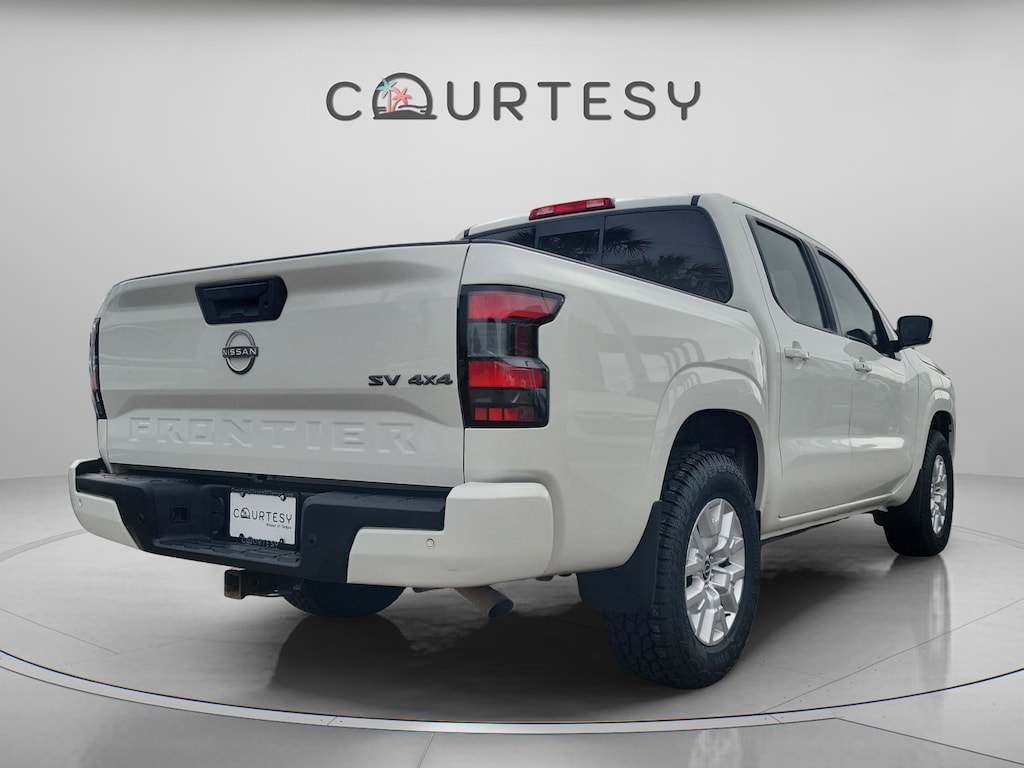 Used 2022 Nissan Frontier SV Truck Crew Cab