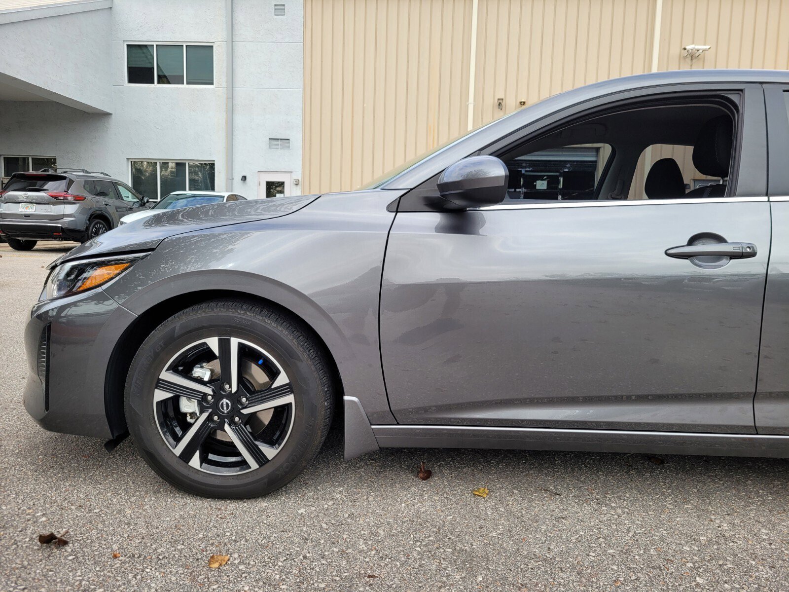 2024 Nissan Sentra SV photo 2