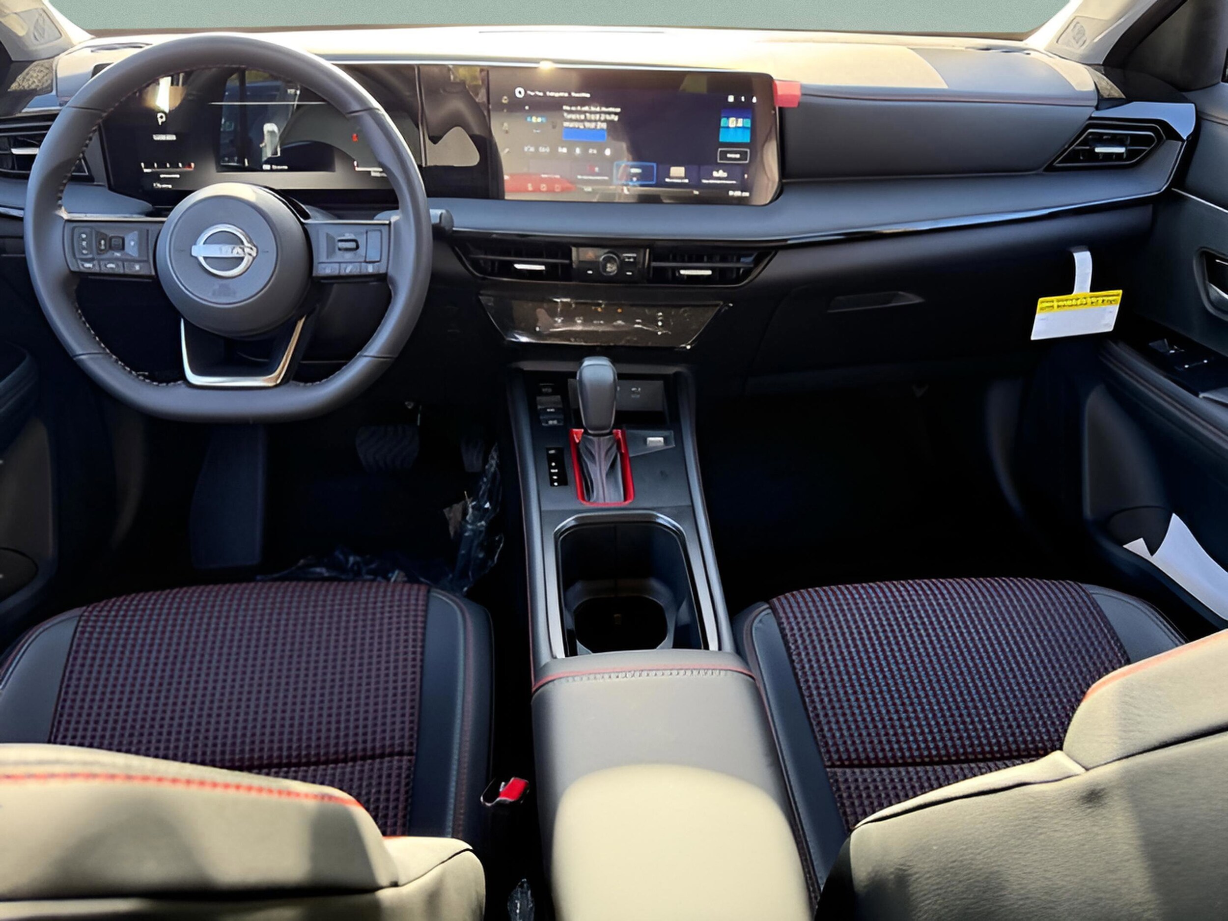 2026 Nissan KICKS SR - Photo 17