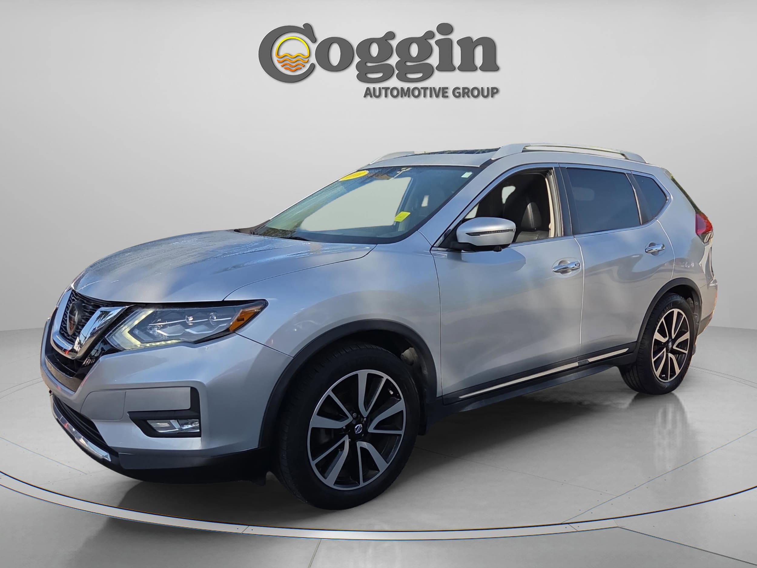 2018 Nissan Rogue SL FWD's photo