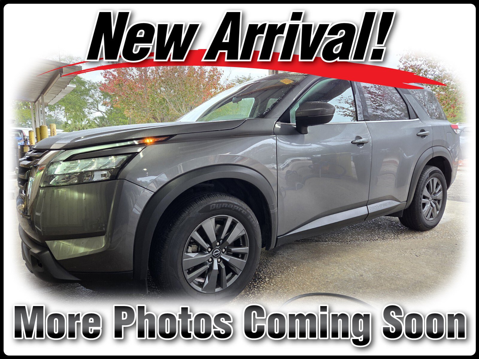 2024 Nissan Pathfinder SV's photo