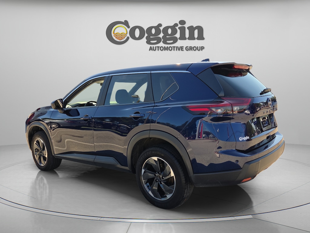 Used 2025 Nissan Rogue SV SUV