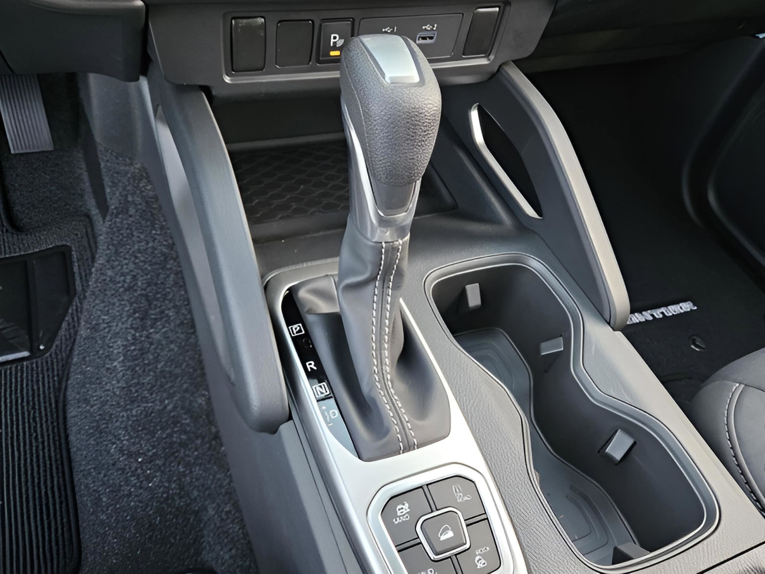 2026 Nissan Frontier SV - Photo 10