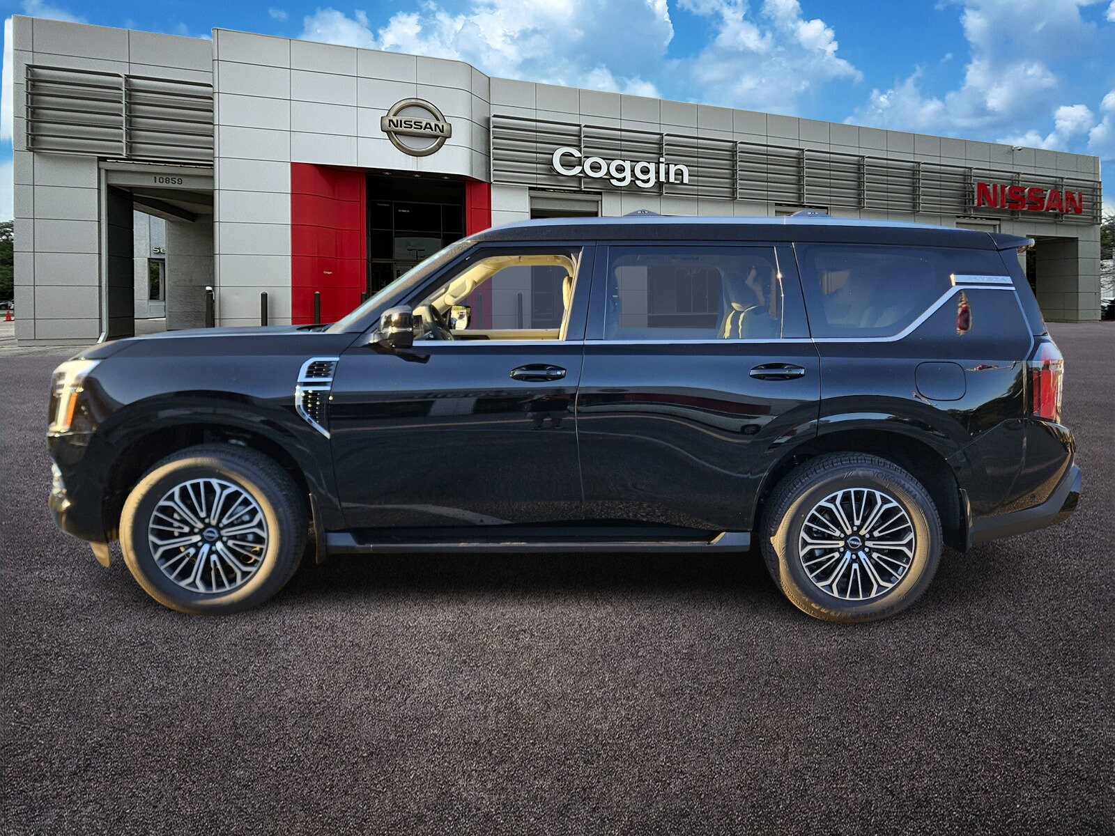 2026 Nissan Armada Platinum photo 3