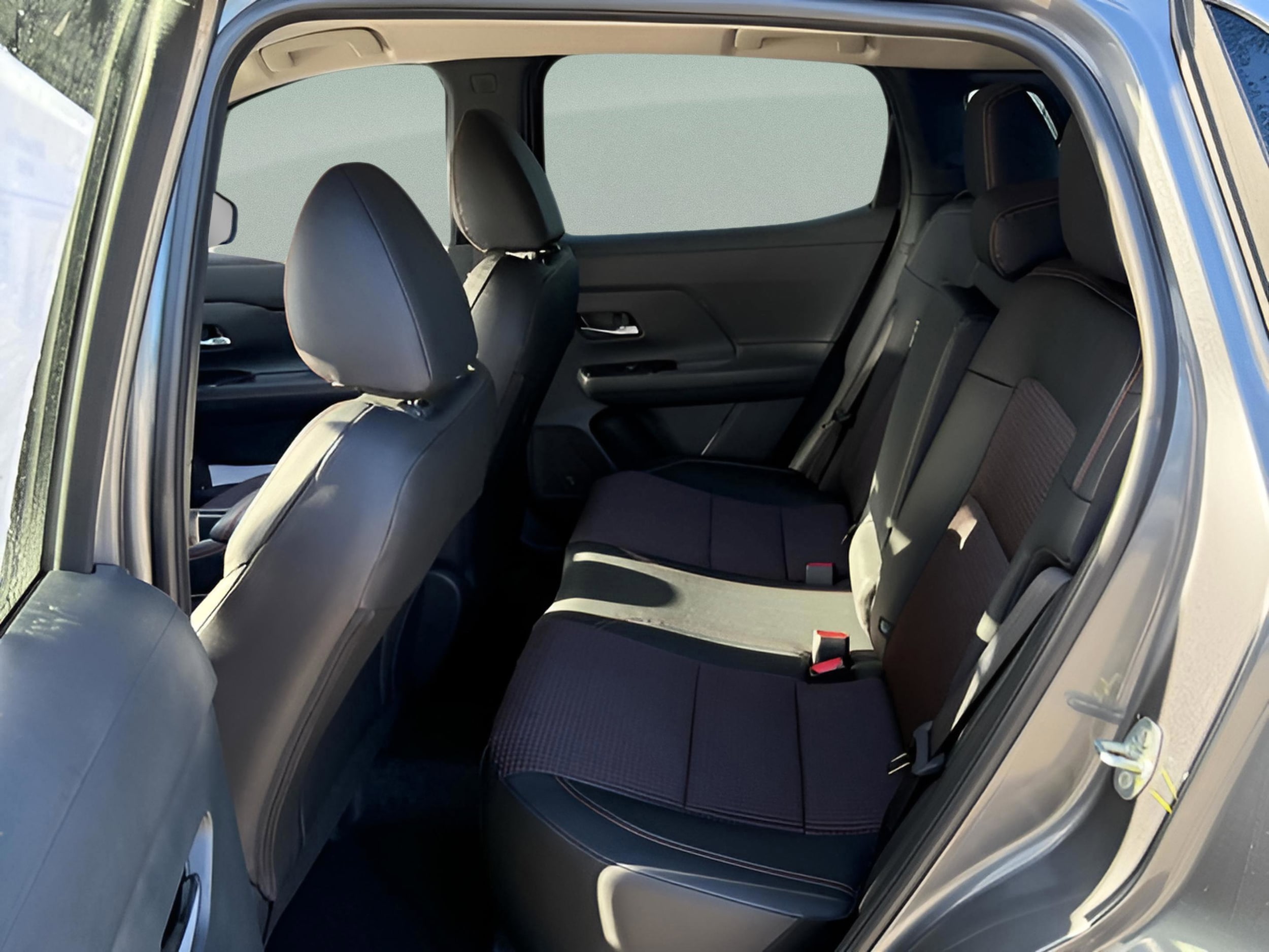 2026 Nissan KICKS SR - Photo 20