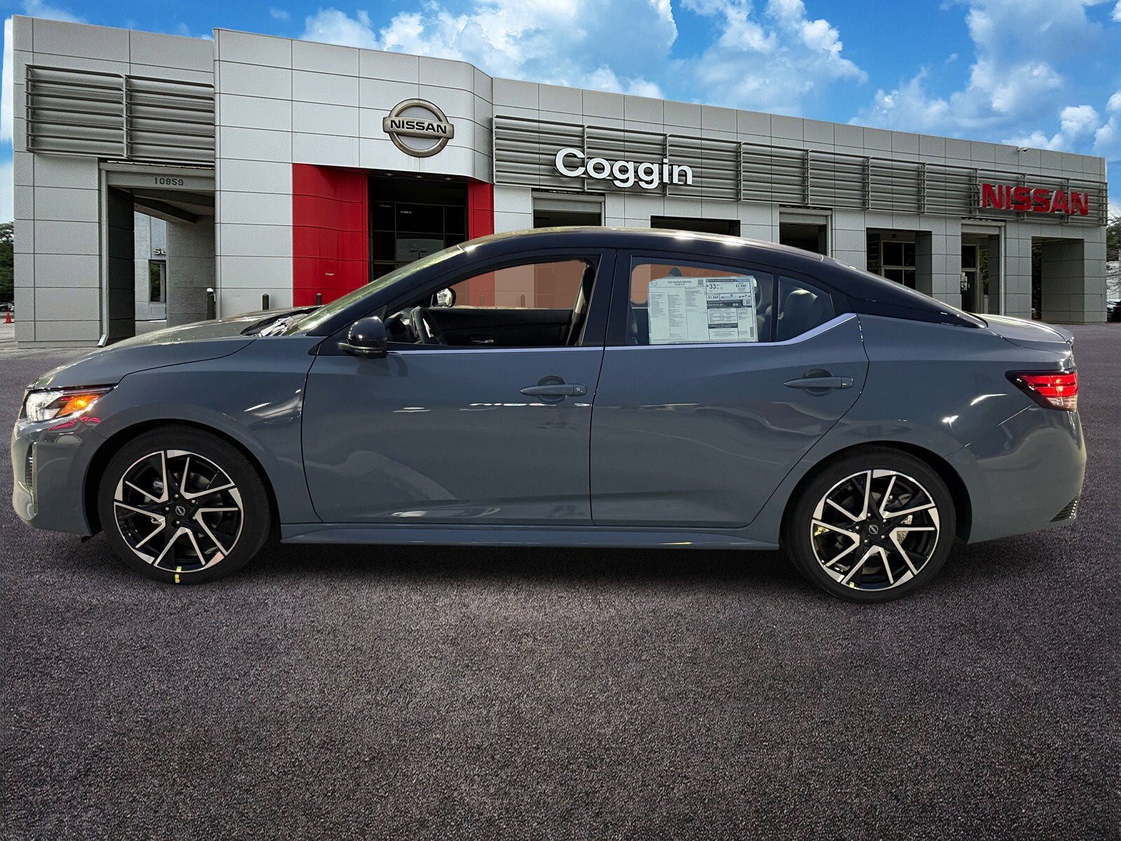 2025 Nissan Sentra SR photo 3