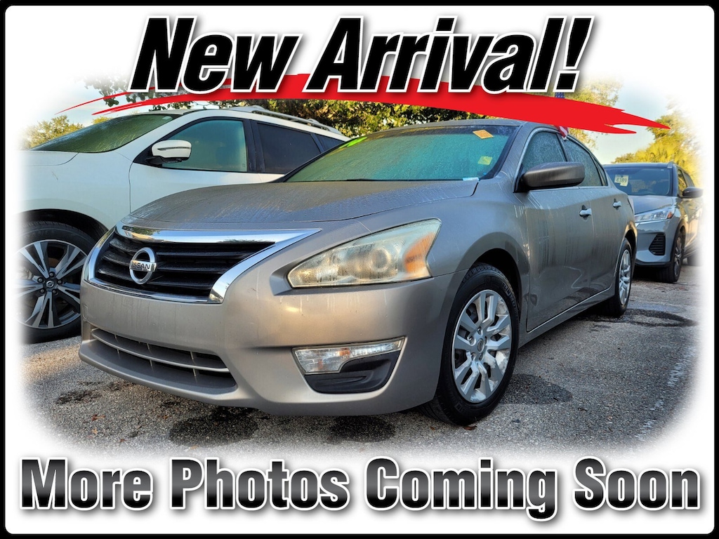 Used 2014 Nissan Altima 2.5 S Sedan
