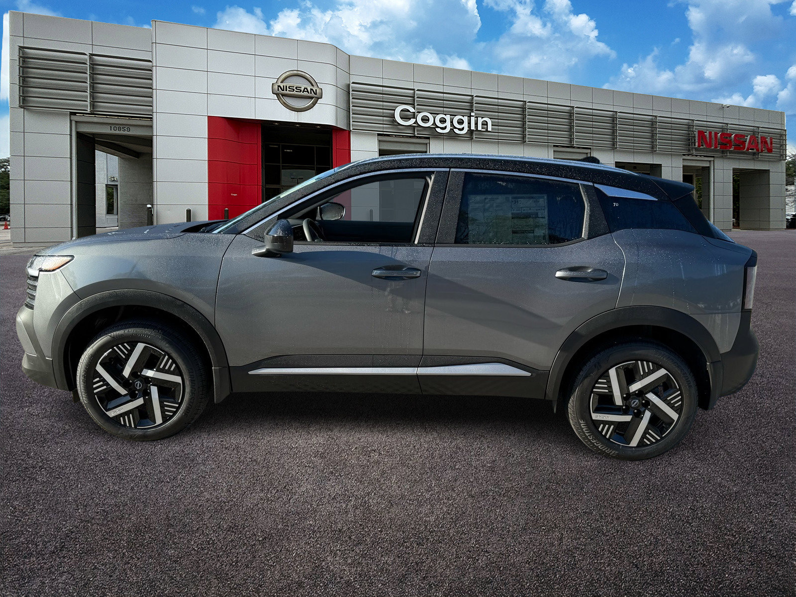 2026 Nissan Kicks SV photo 3