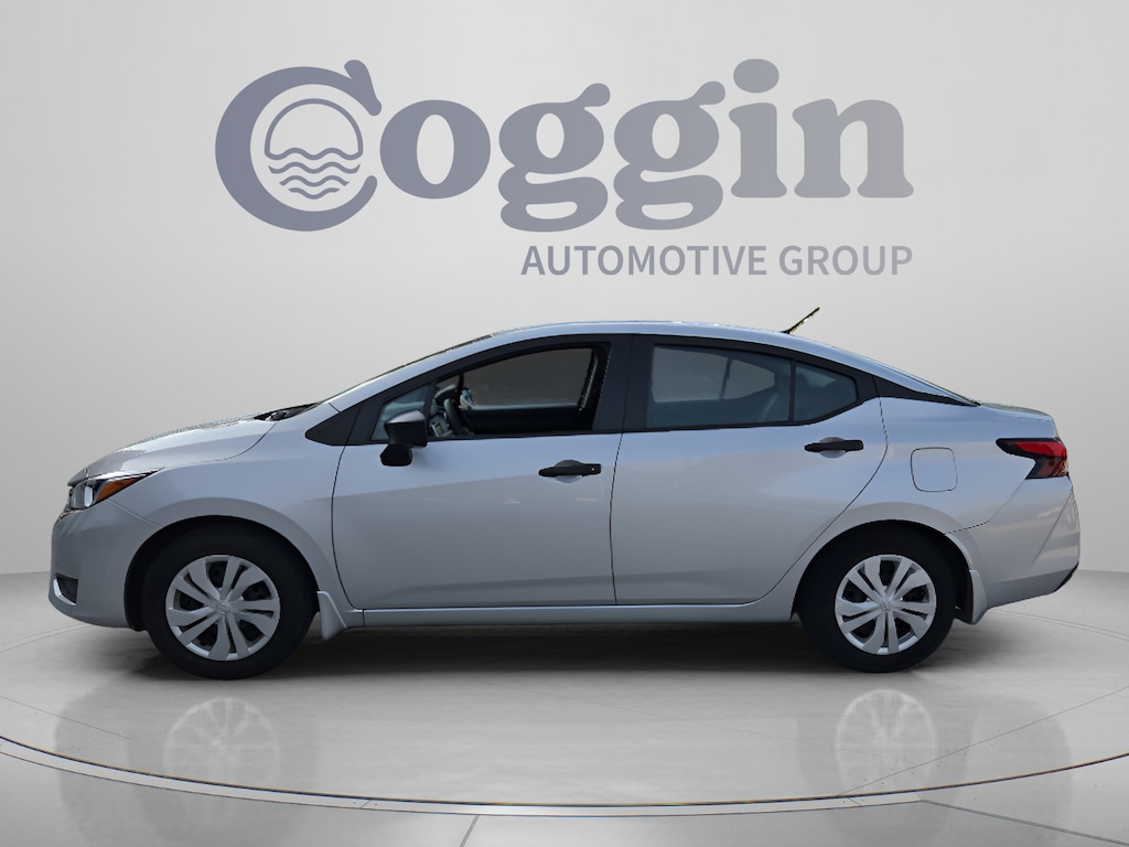 Used 2024 Nissan Versa 1.6 S Sedan