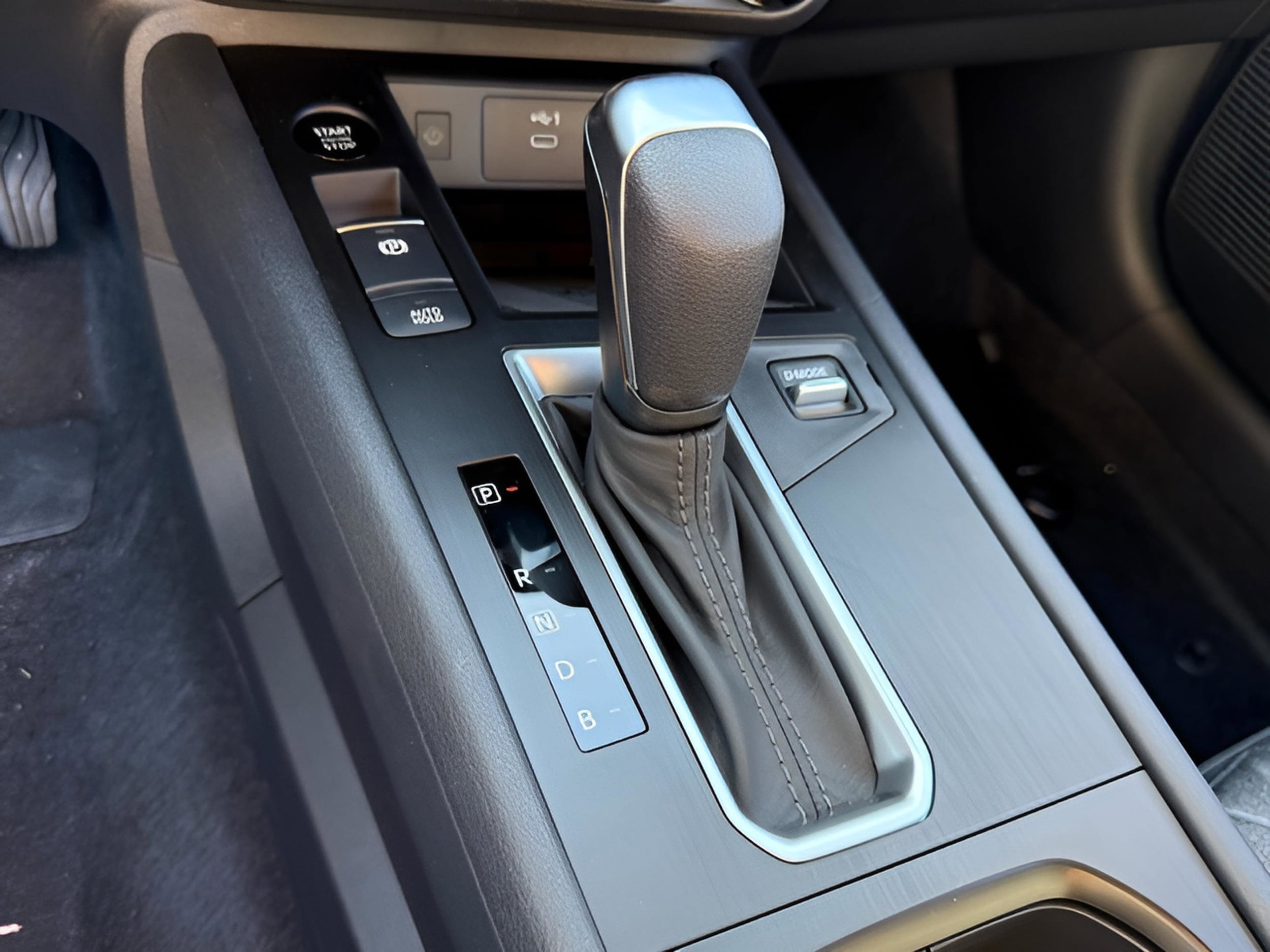 2026 Nissan KICKS SV - Photo 18