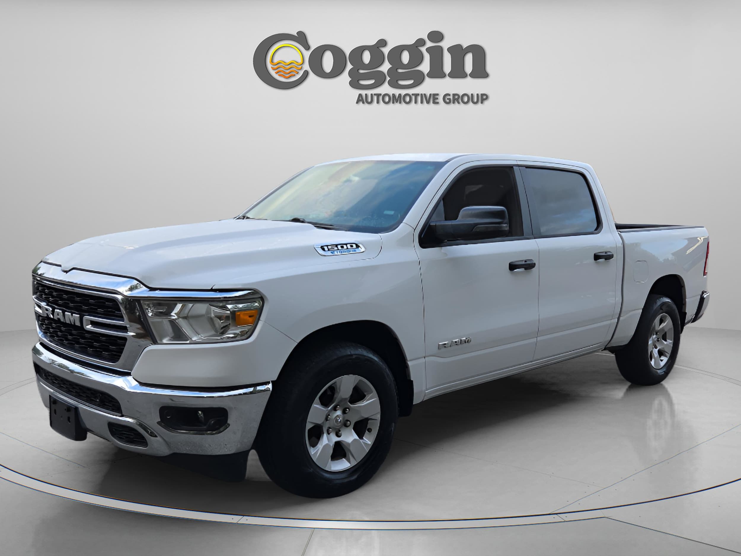 2024 RAM 1500 Big Horn/Lone Star Crew Cab 5'7's photo
