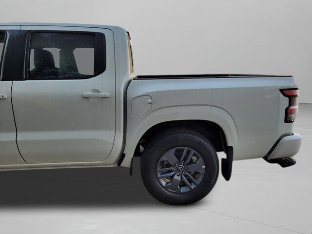 2026 Nissan Frontier SV - Photo 9