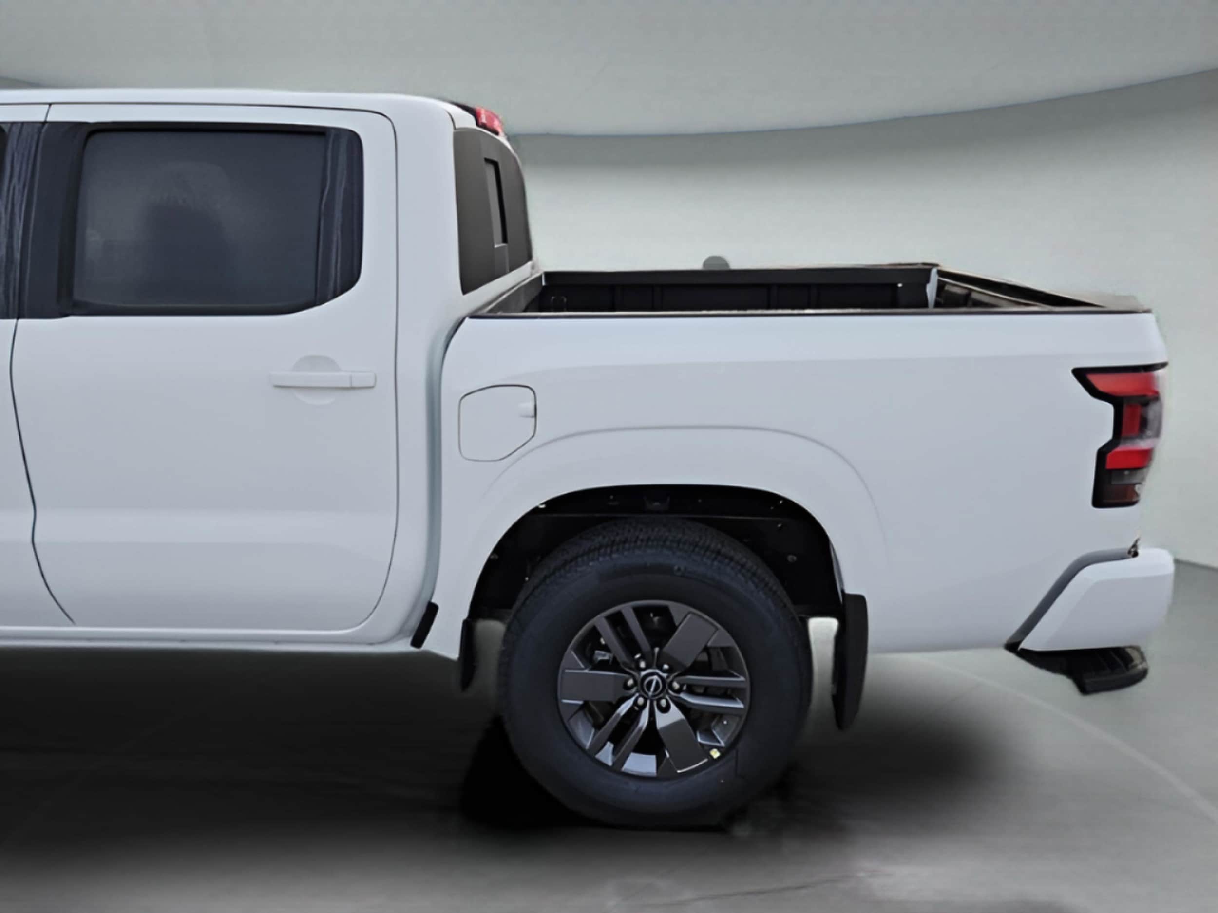 2026 Nissan Frontier SV - Photo 23