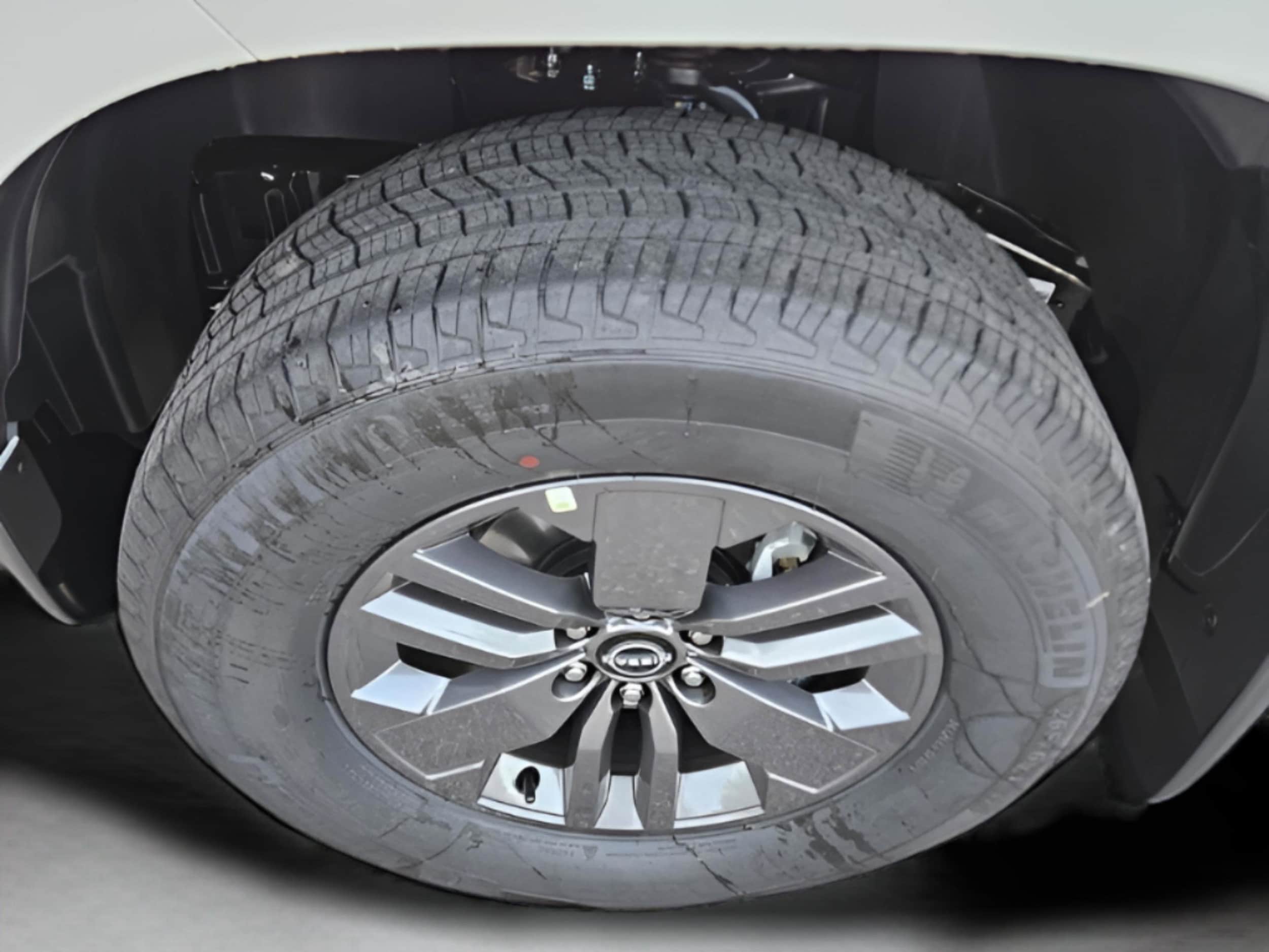 2026 Nissan Frontier SV - Photo 25