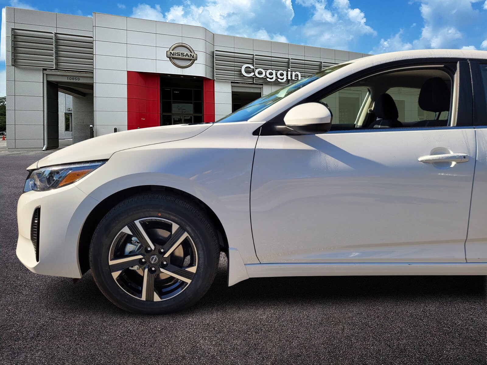 2025 Nissan Sentra SV photo 2