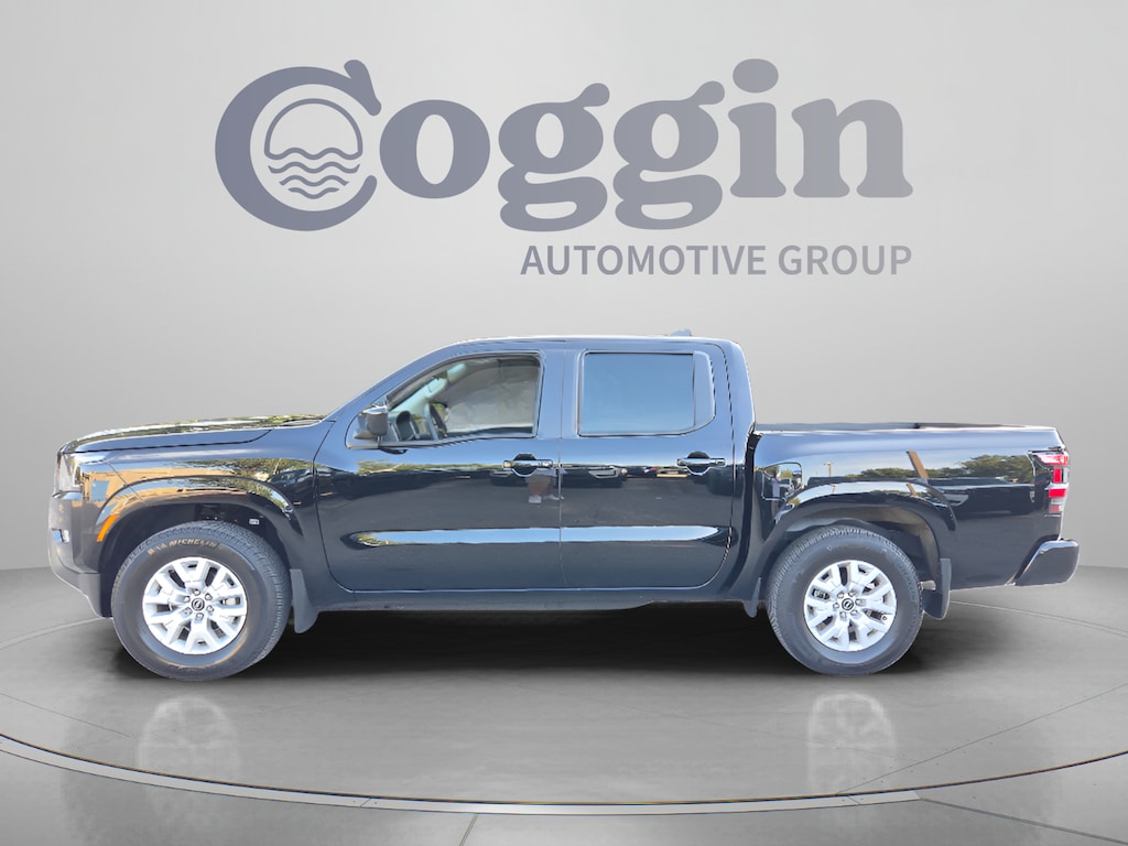 Used 2024 Nissan Frontier SV Truck Crew Cab