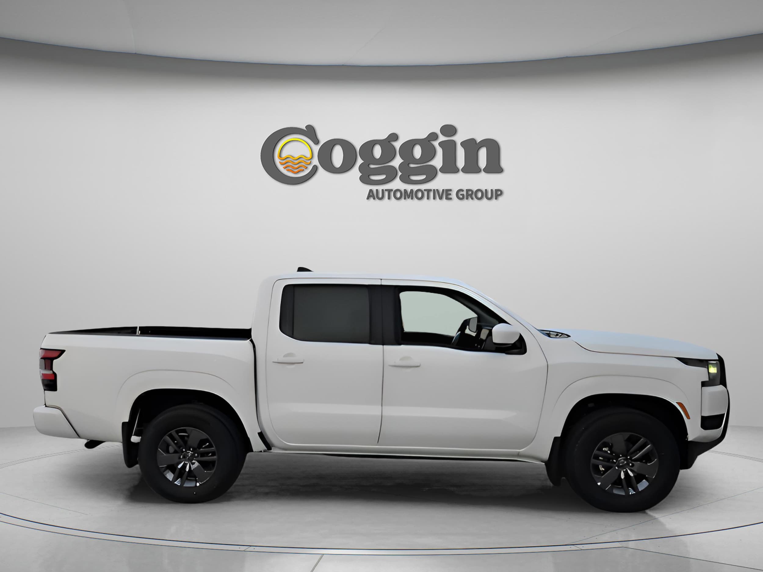 2026 Nissan Frontier SV - Photo 6