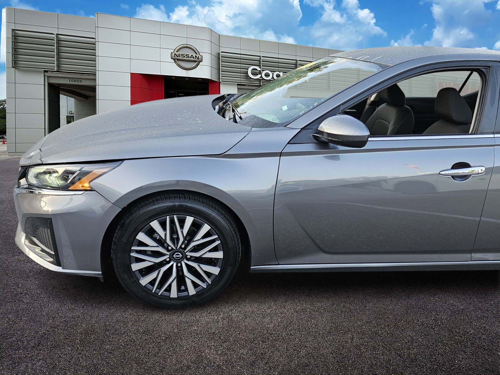 Used 2023 Nissan Altima SV with VIN 1N4BL4DV5PN346464 for sale in Jacksonville, FL