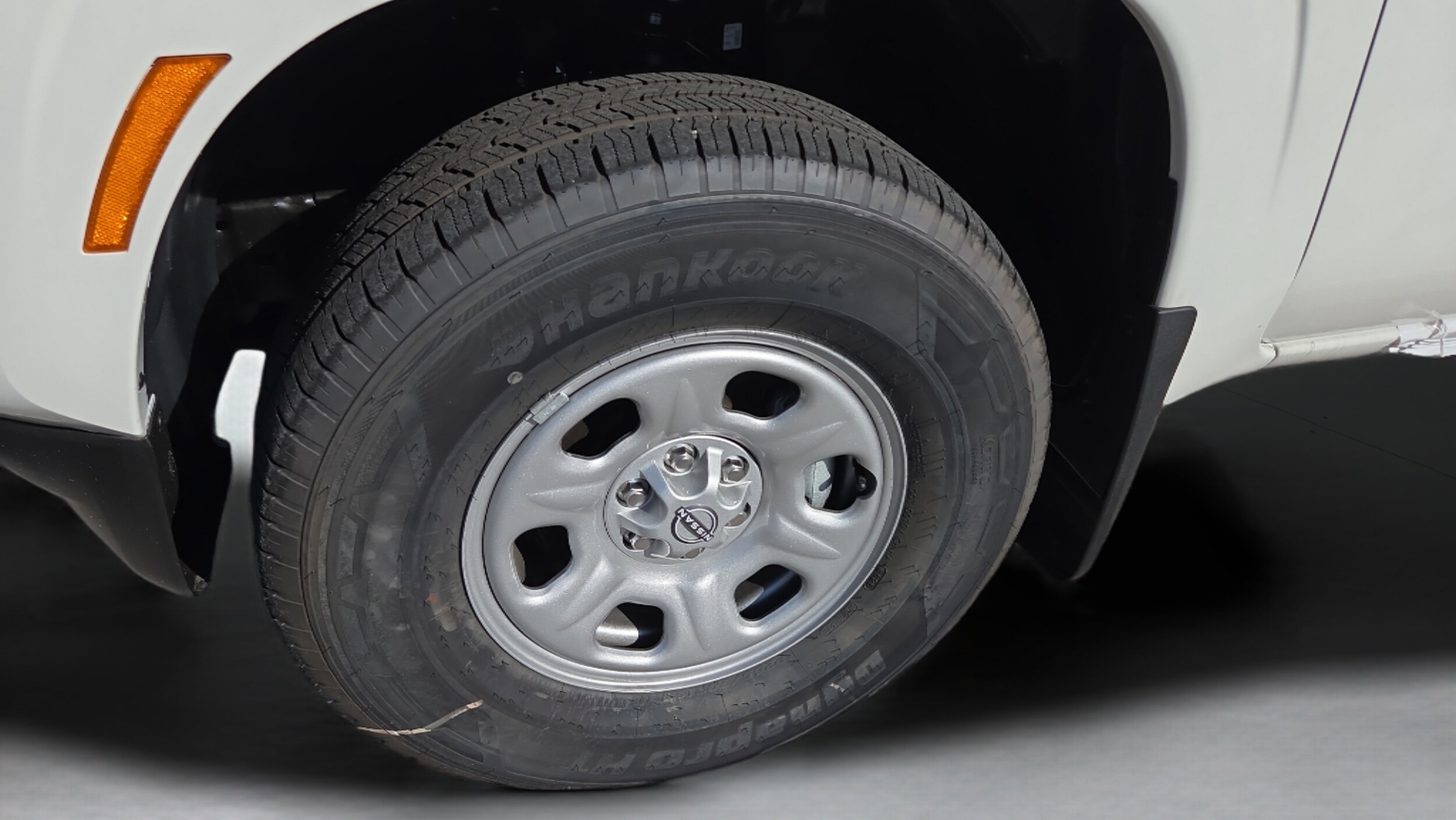 2026 Nissan Frontier S - Photo 30