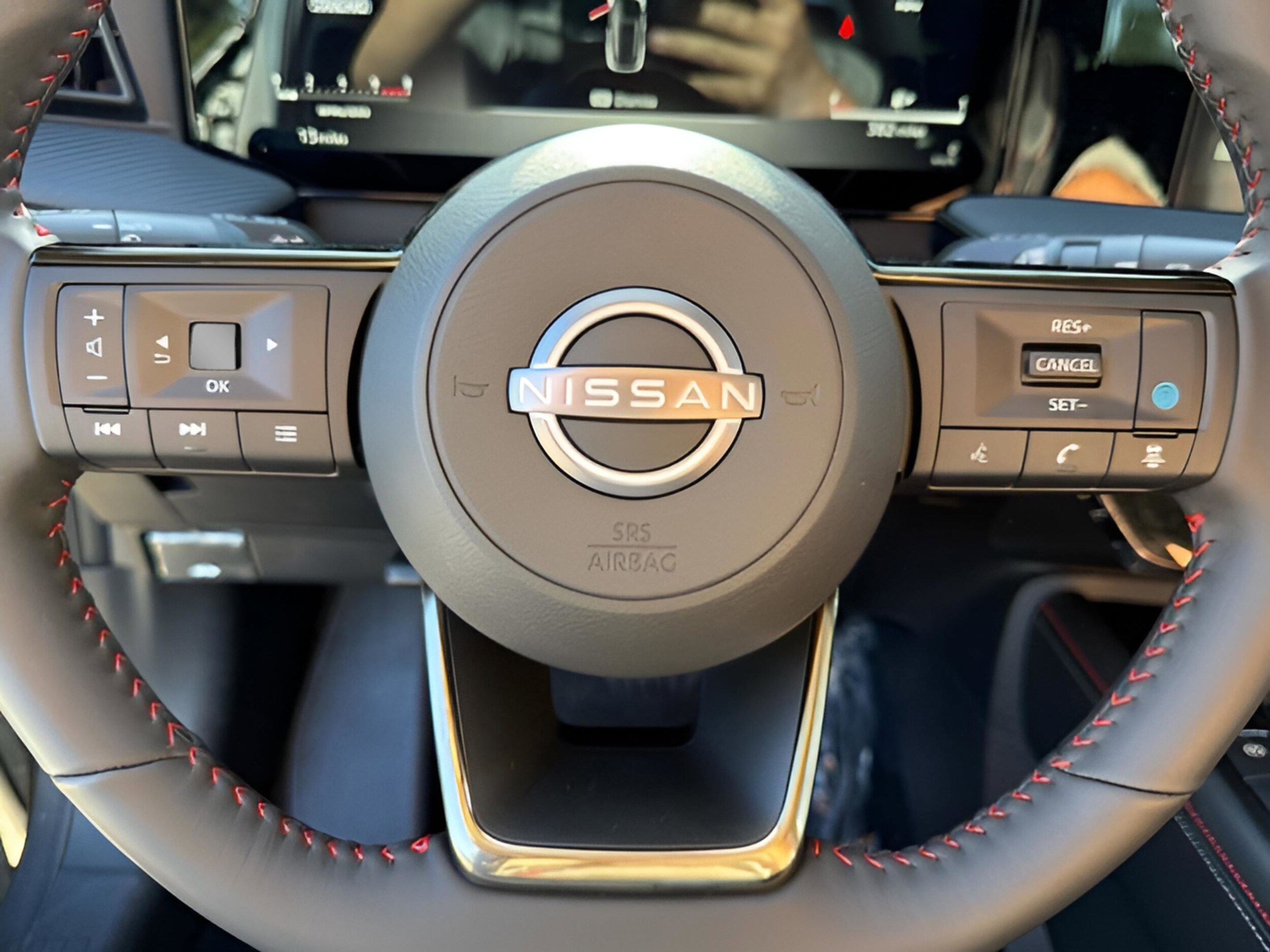 2026 Nissan KICKS SR - Photo 12