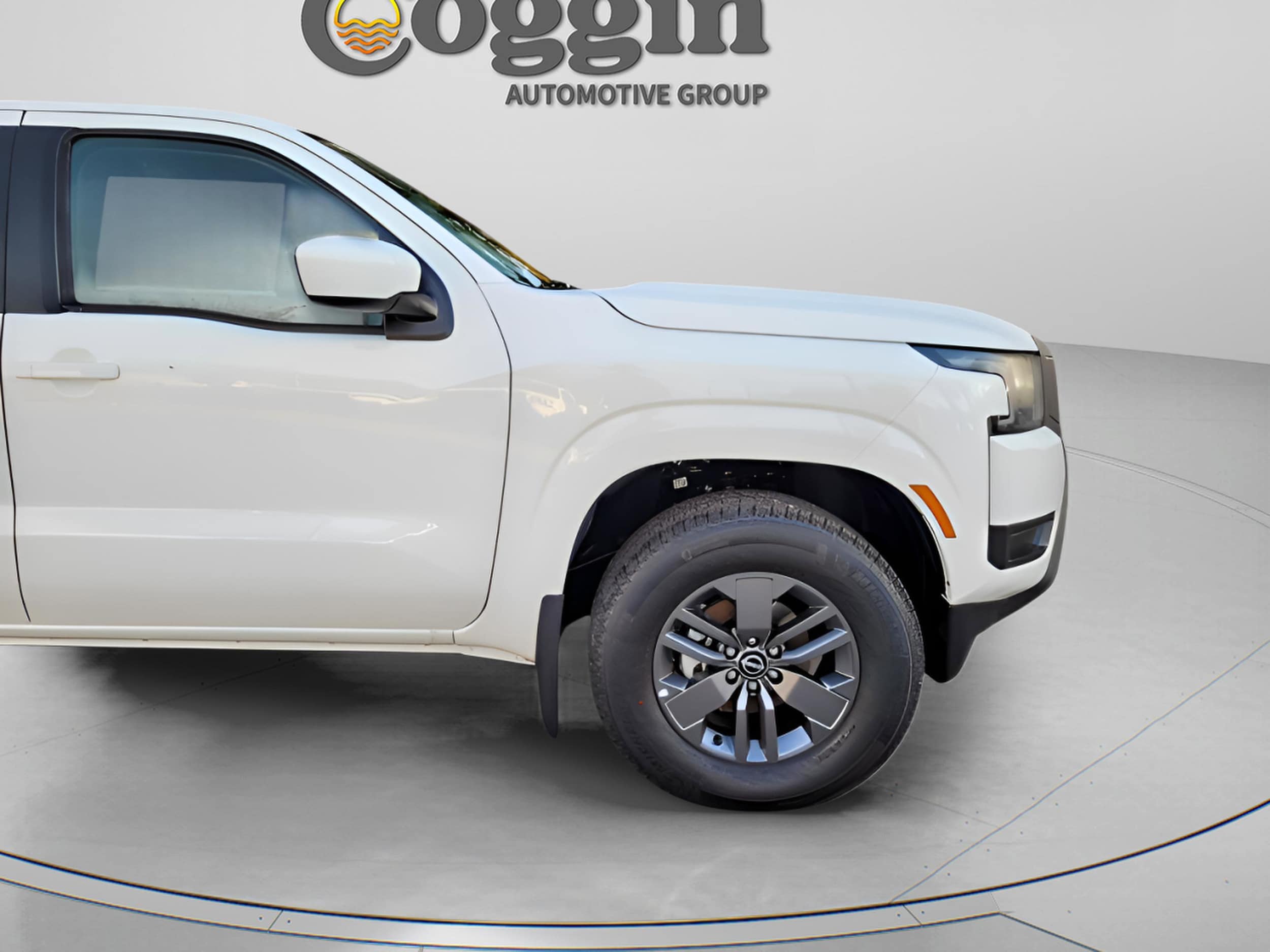 2026 Nissan Frontier SV - Photo 11