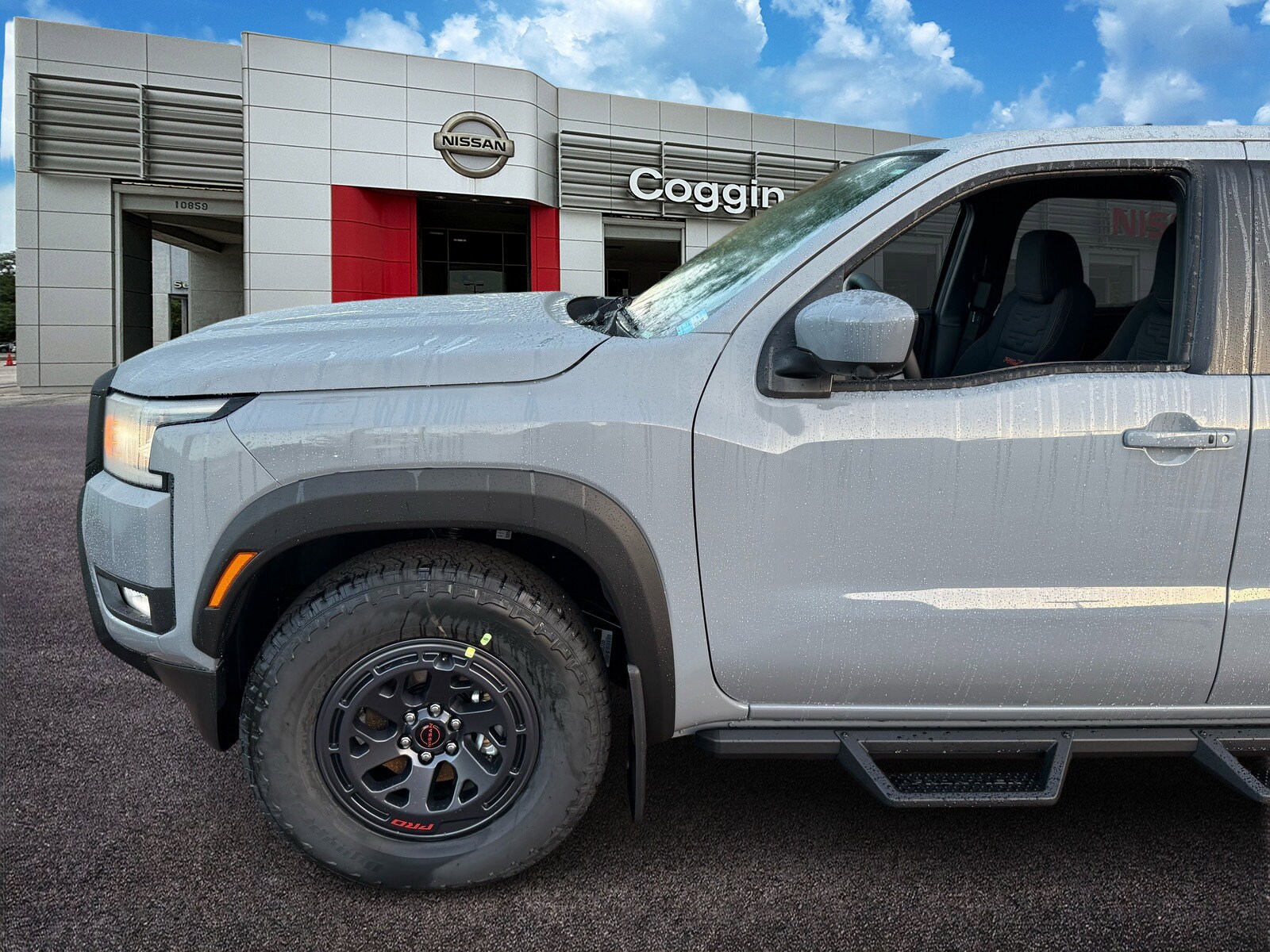 2026 Nissan Frontier PRO-X photo 2