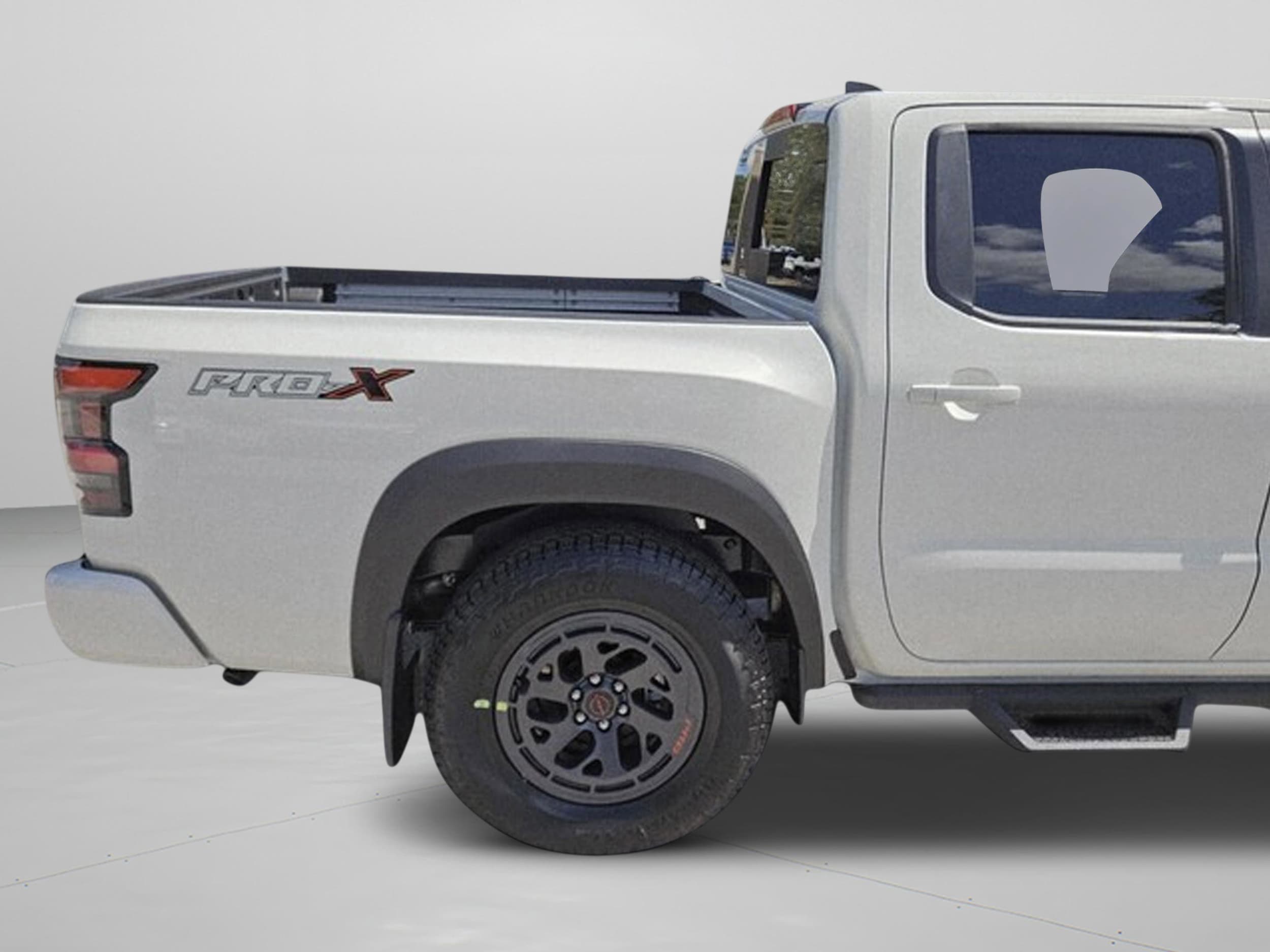 2026 Nissan Frontier PRO-X - Photo 10