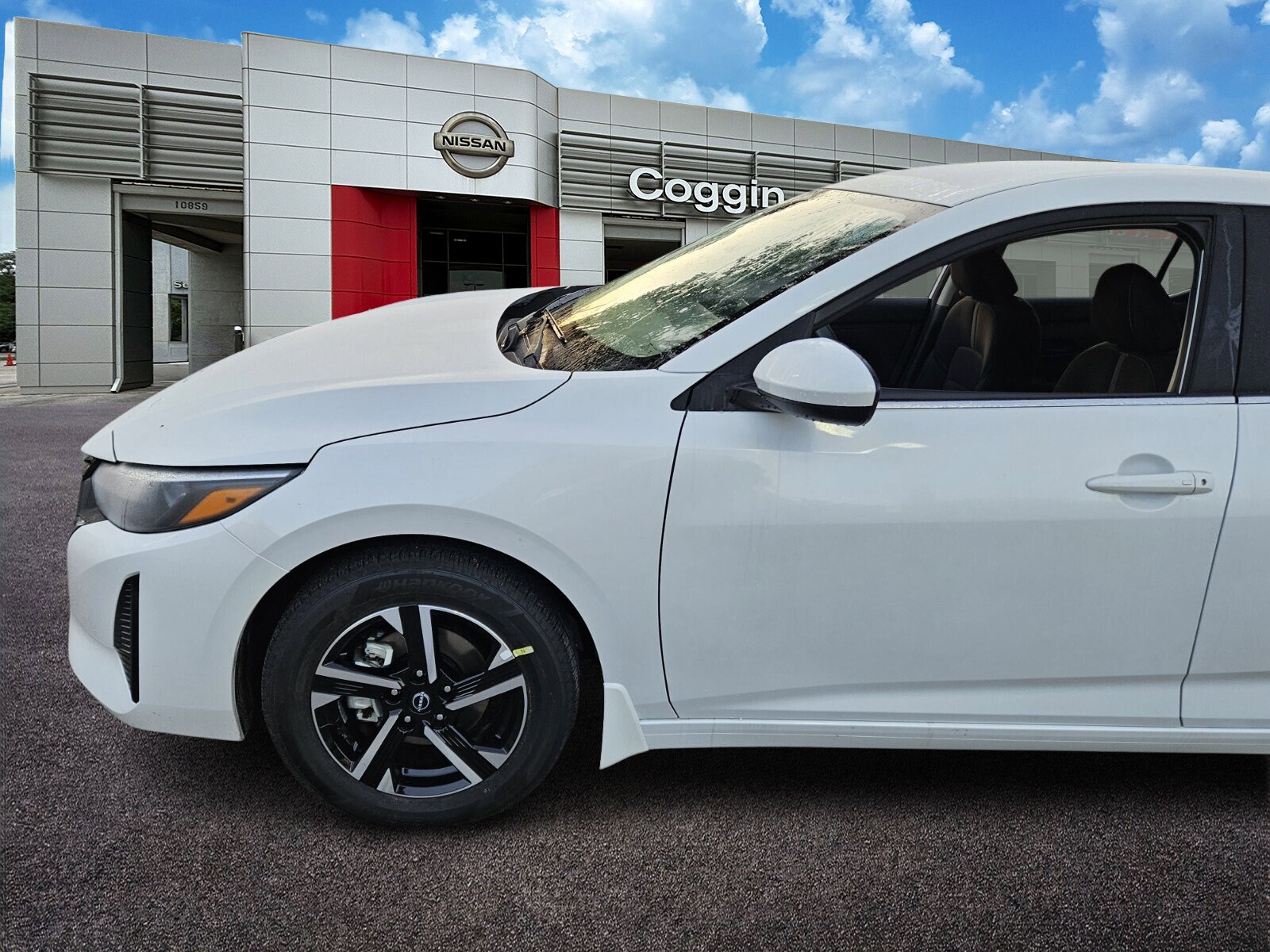 2025 Nissan Sentra SV photo 2