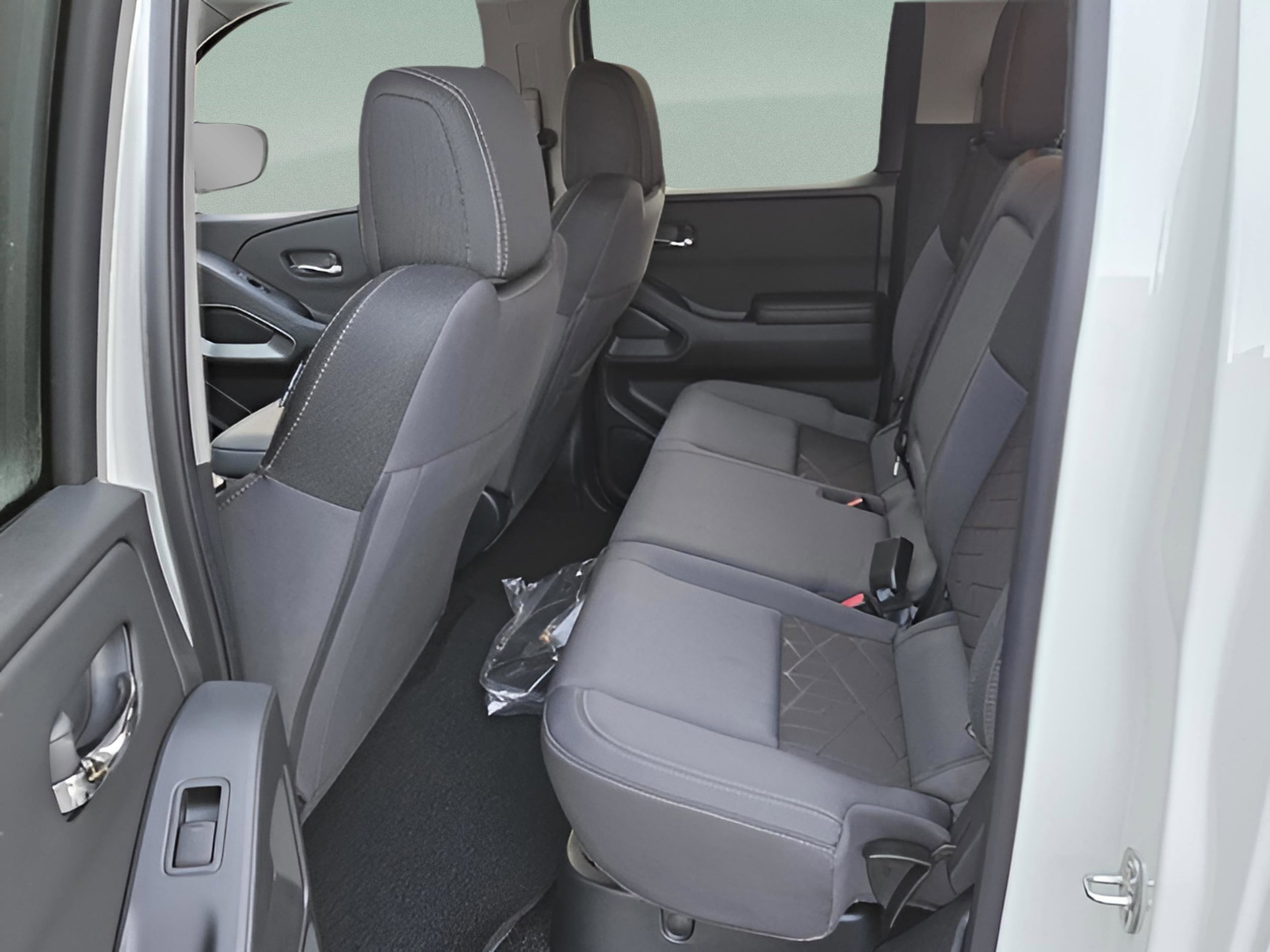 2026 Nissan Frontier SV - Photo 19