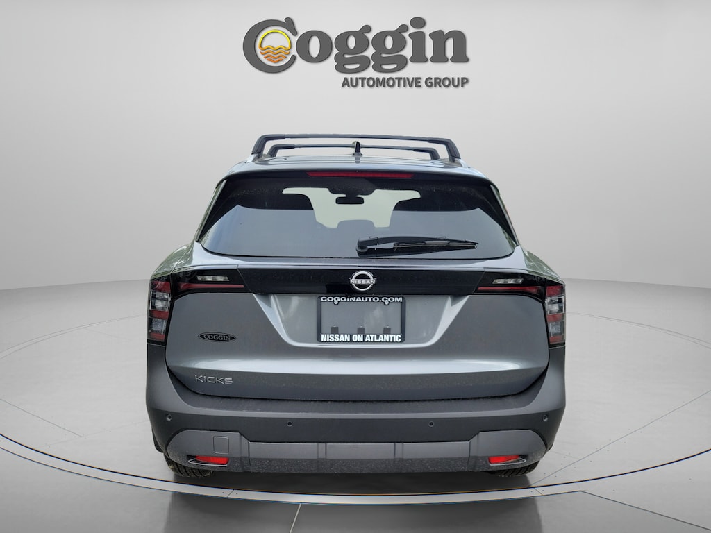 Used 2026 Nissan Kicks SV SUV