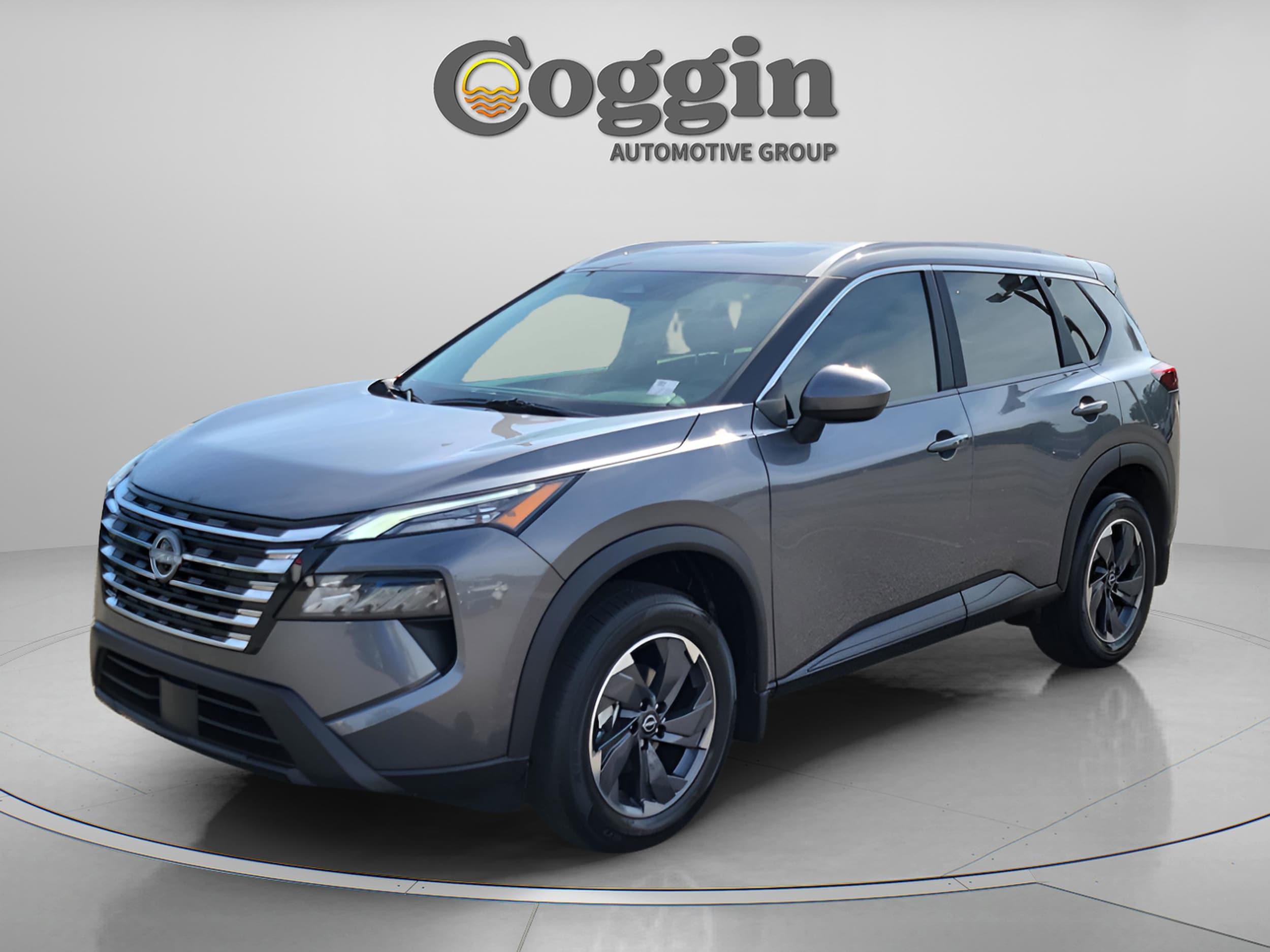 2026 Nissan Rogue SV's photo