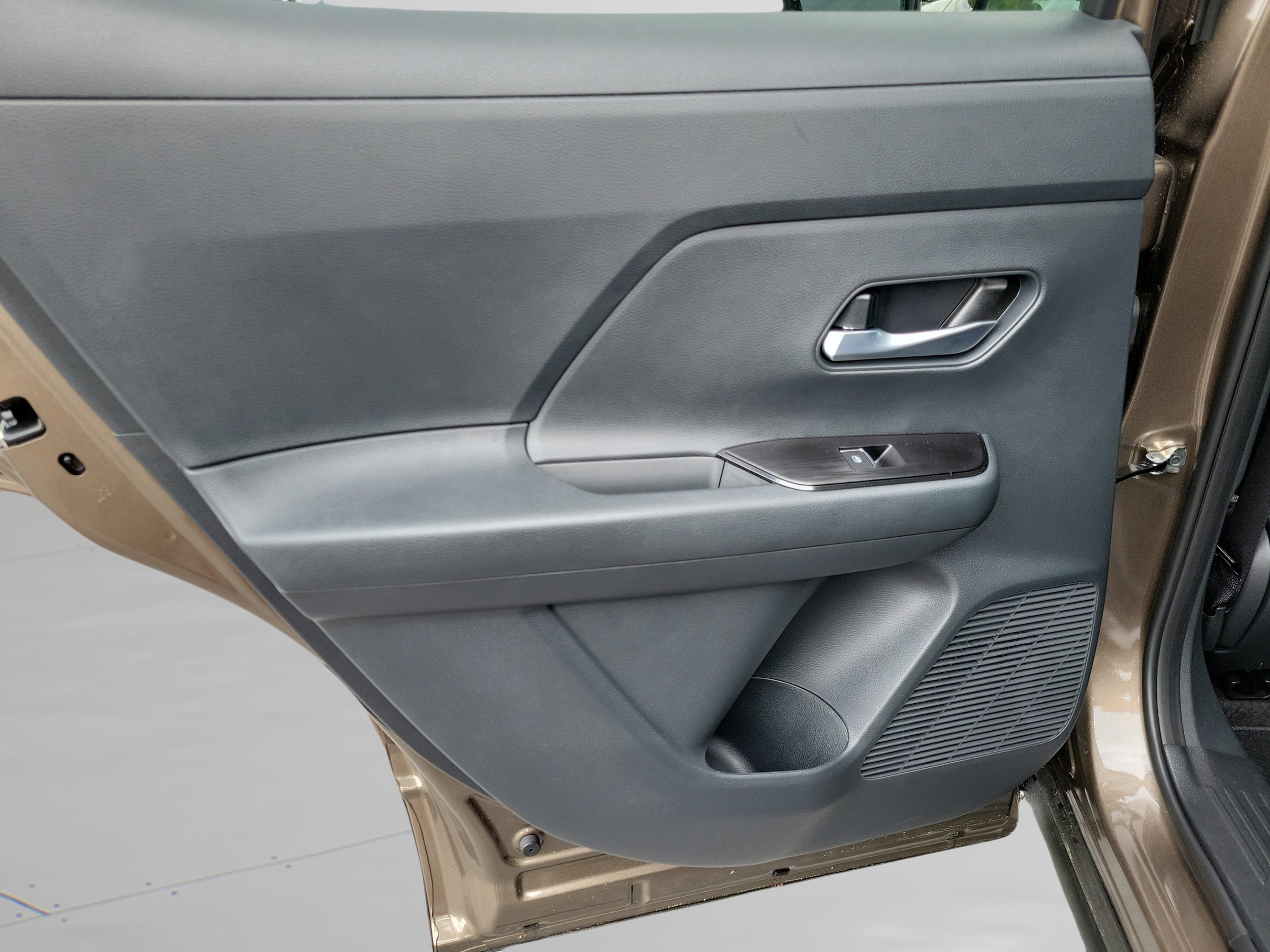 2026 Nissan KICKS SR - Photo 33