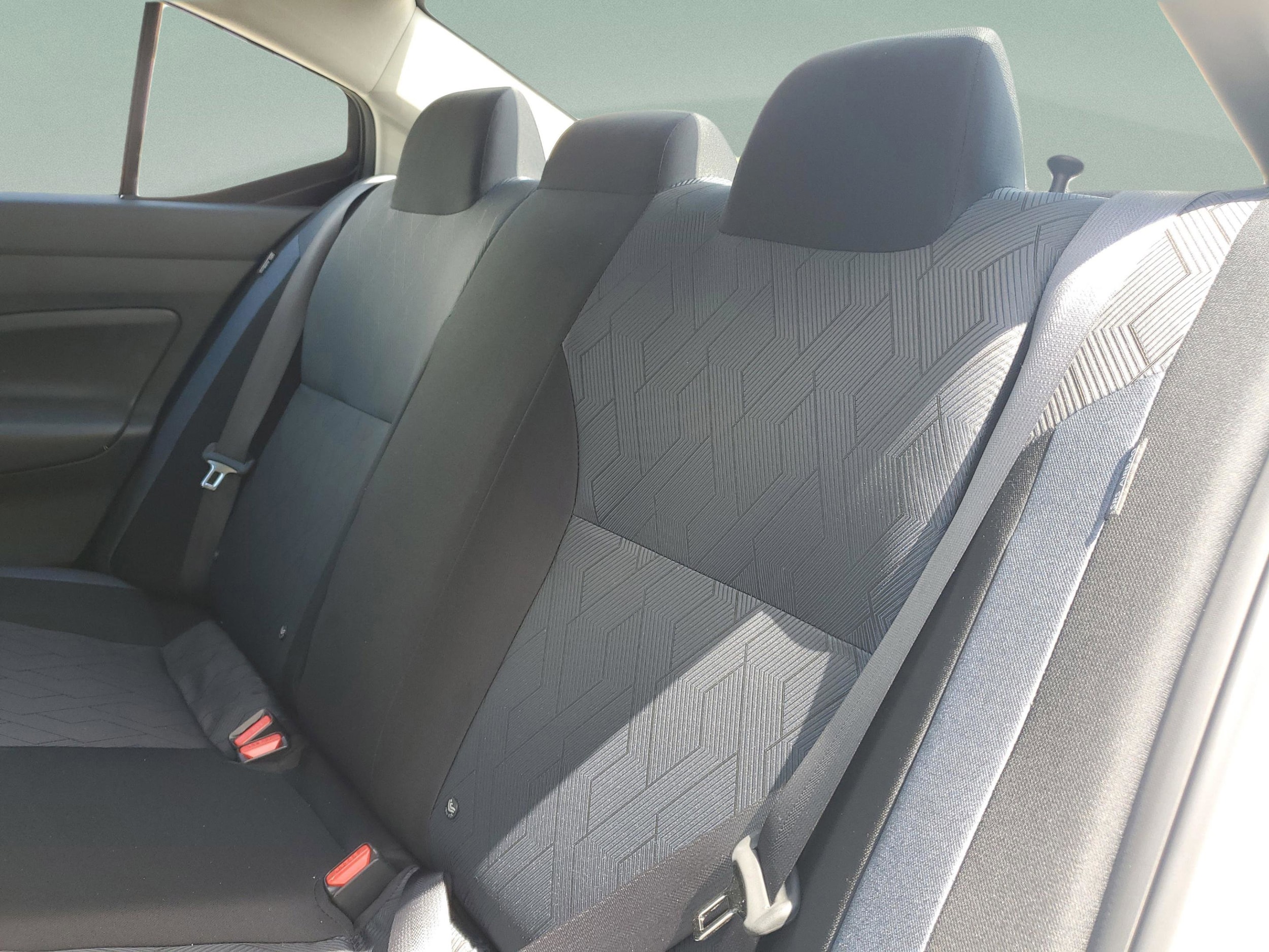 2025 Nissan Versa Sedan SV - Photo 25