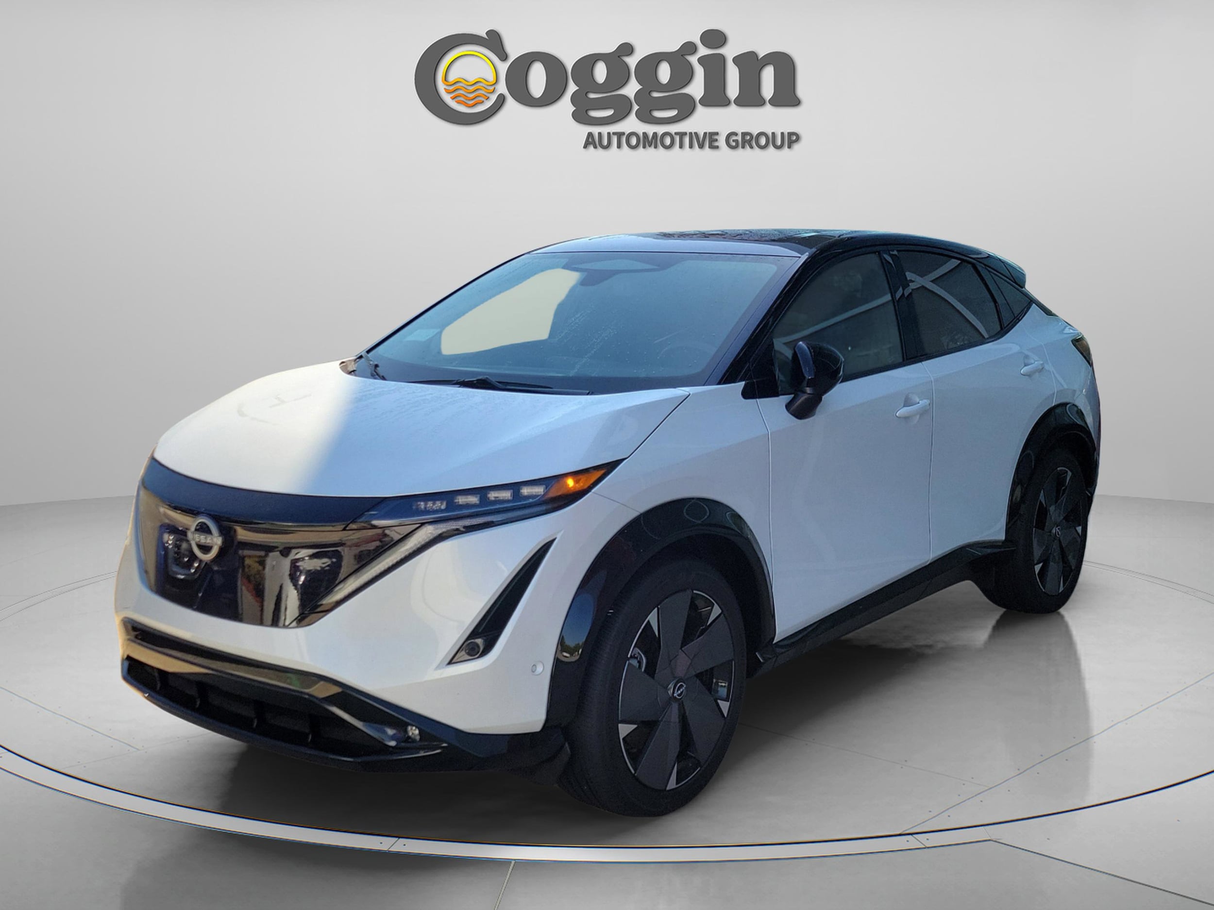 2025 Nissan ARIYA Platinum+ - Photo 10